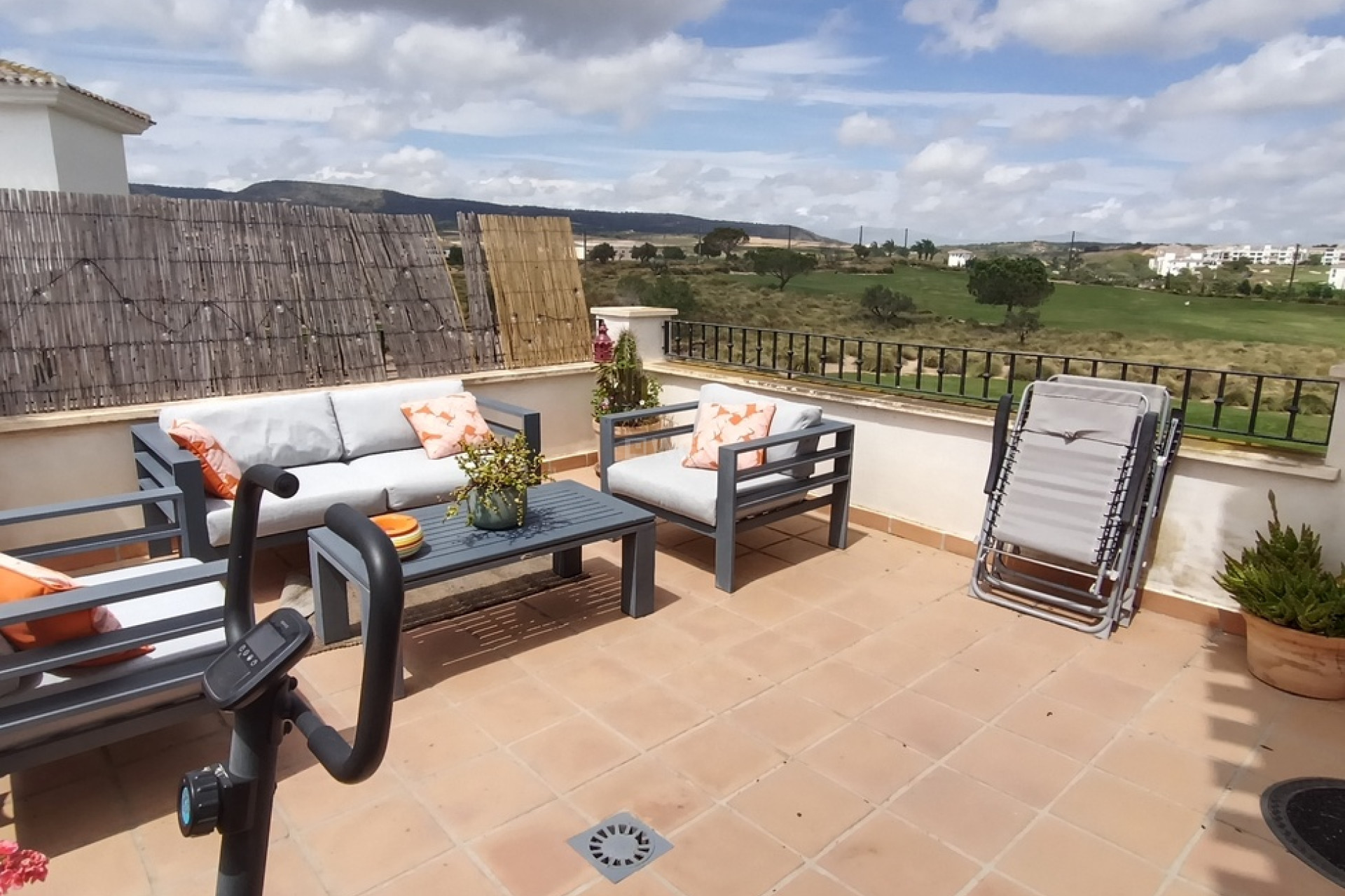 Odsprzedaż - Mieszkanie w bloku - Hacienda Riquelme Golf Resort - Inland