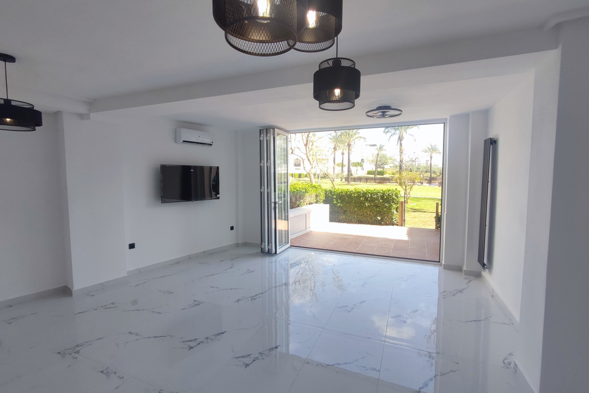 Odsprzedaż - Mieszkanie w bloku - Hacienda Riquelme Golf Resort - Inland