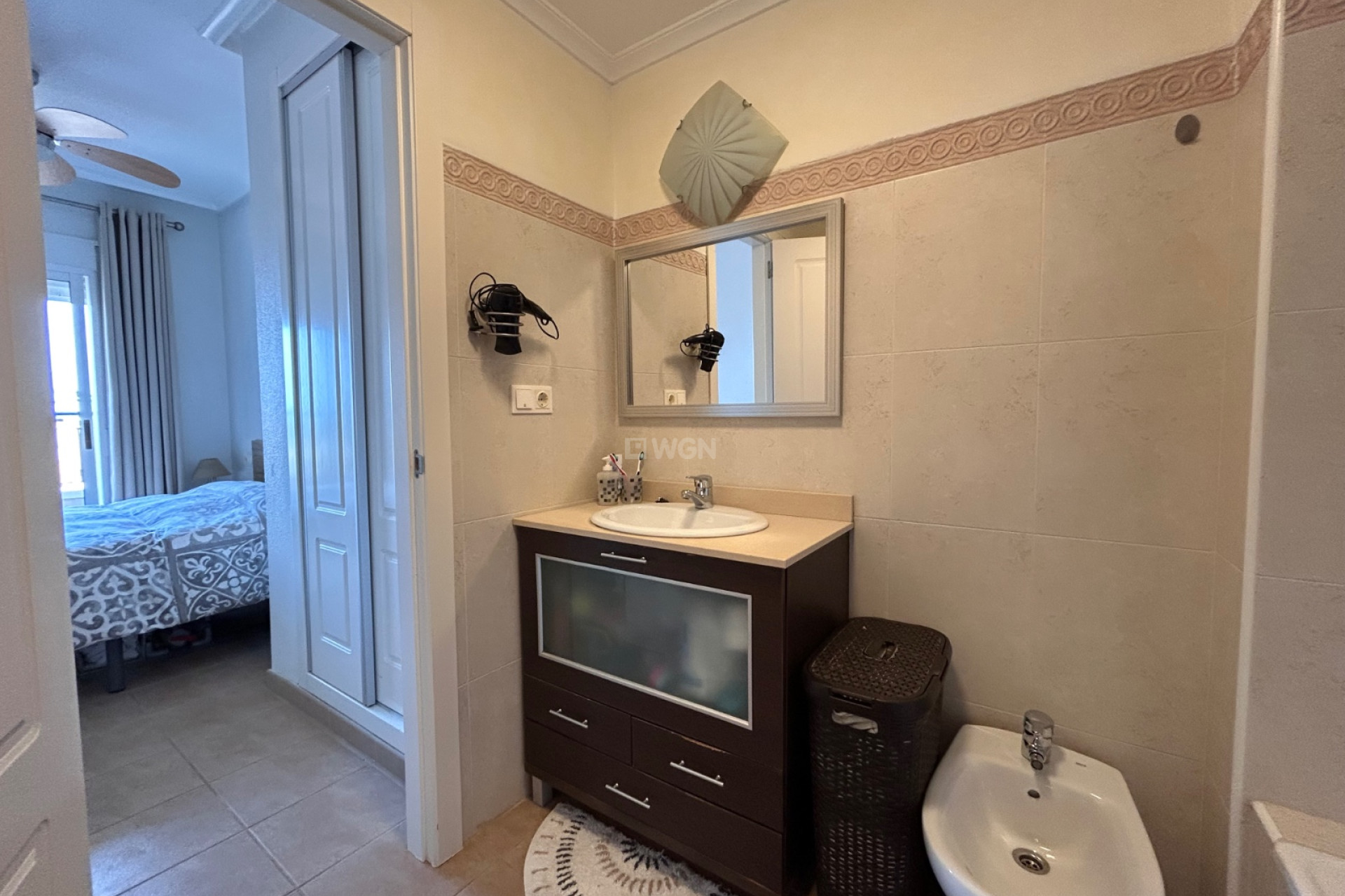 Odsprzedaż - Mieszkanie w bloku - Jacarilla - Inland