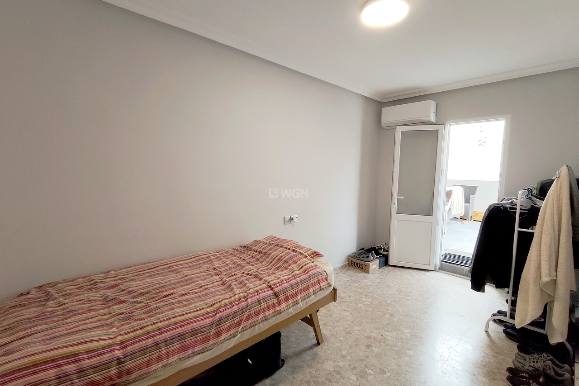 Odsprzedaż - Mieszkanie w bloku - La Mata - Costa Blanca