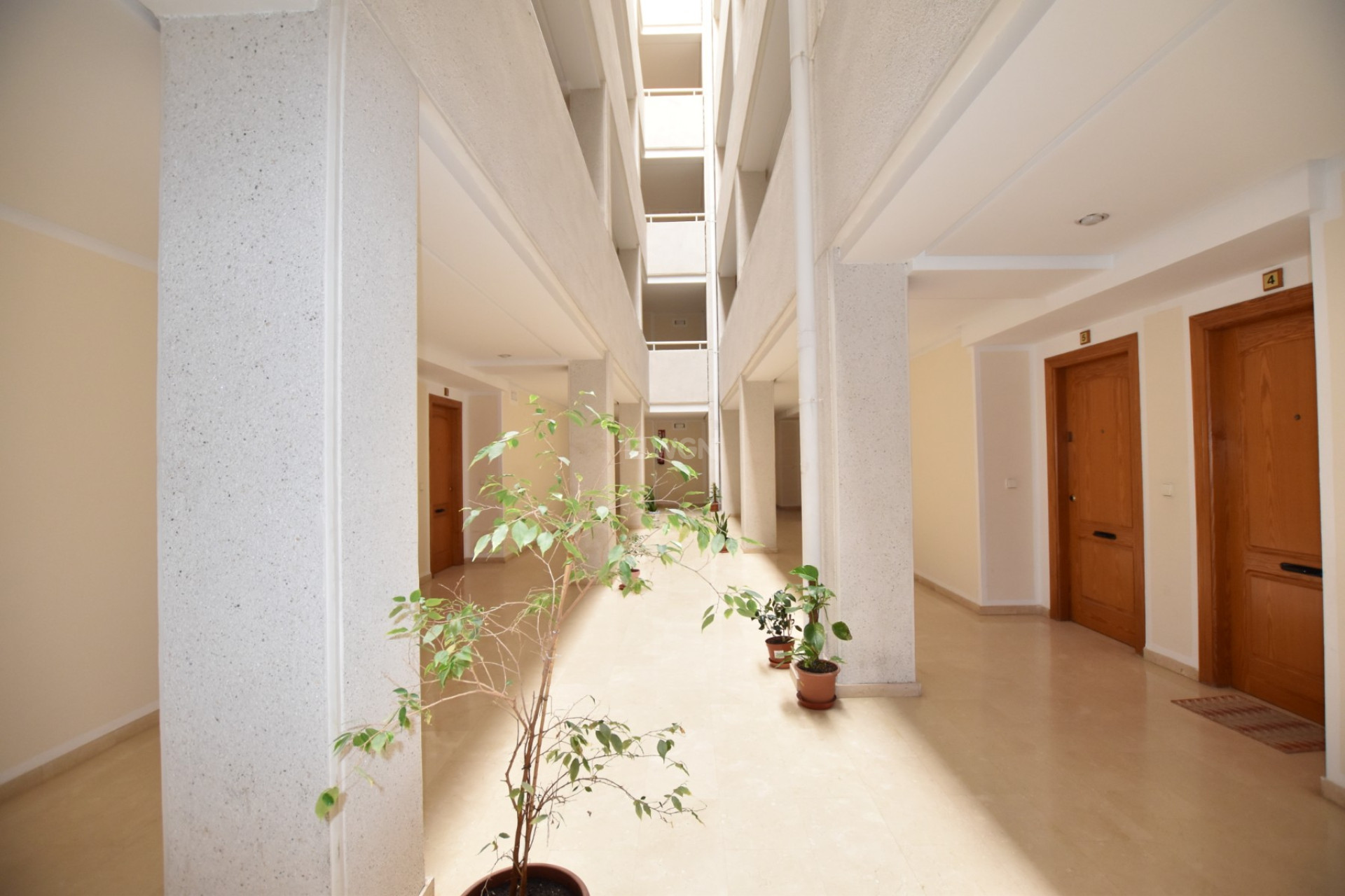 Odsprzedaż - Mieszkanie w bloku - La Mata - Costa Blanca