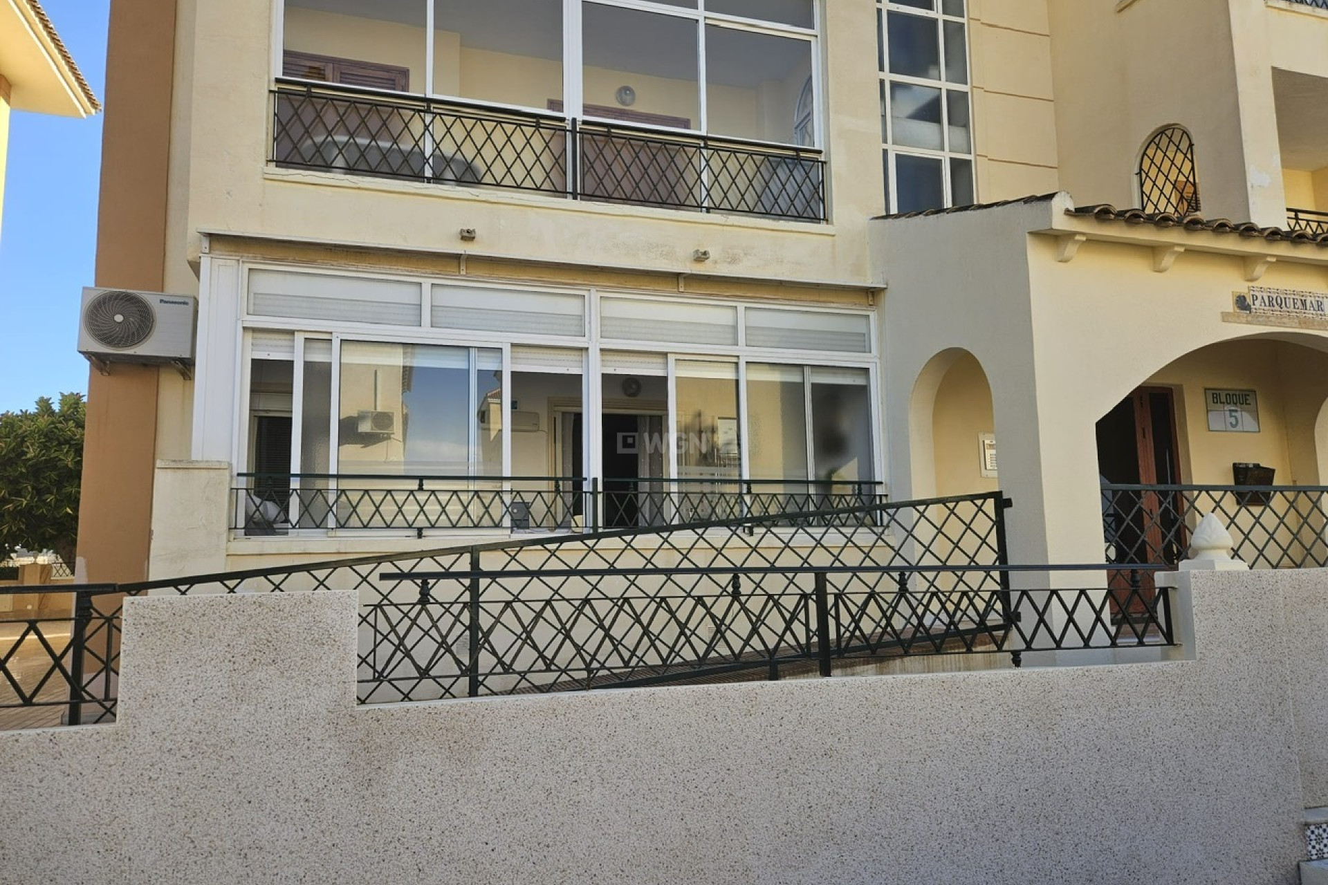 Odsprzedaż - Mieszkanie w bloku - La Mata - Costa Blanca