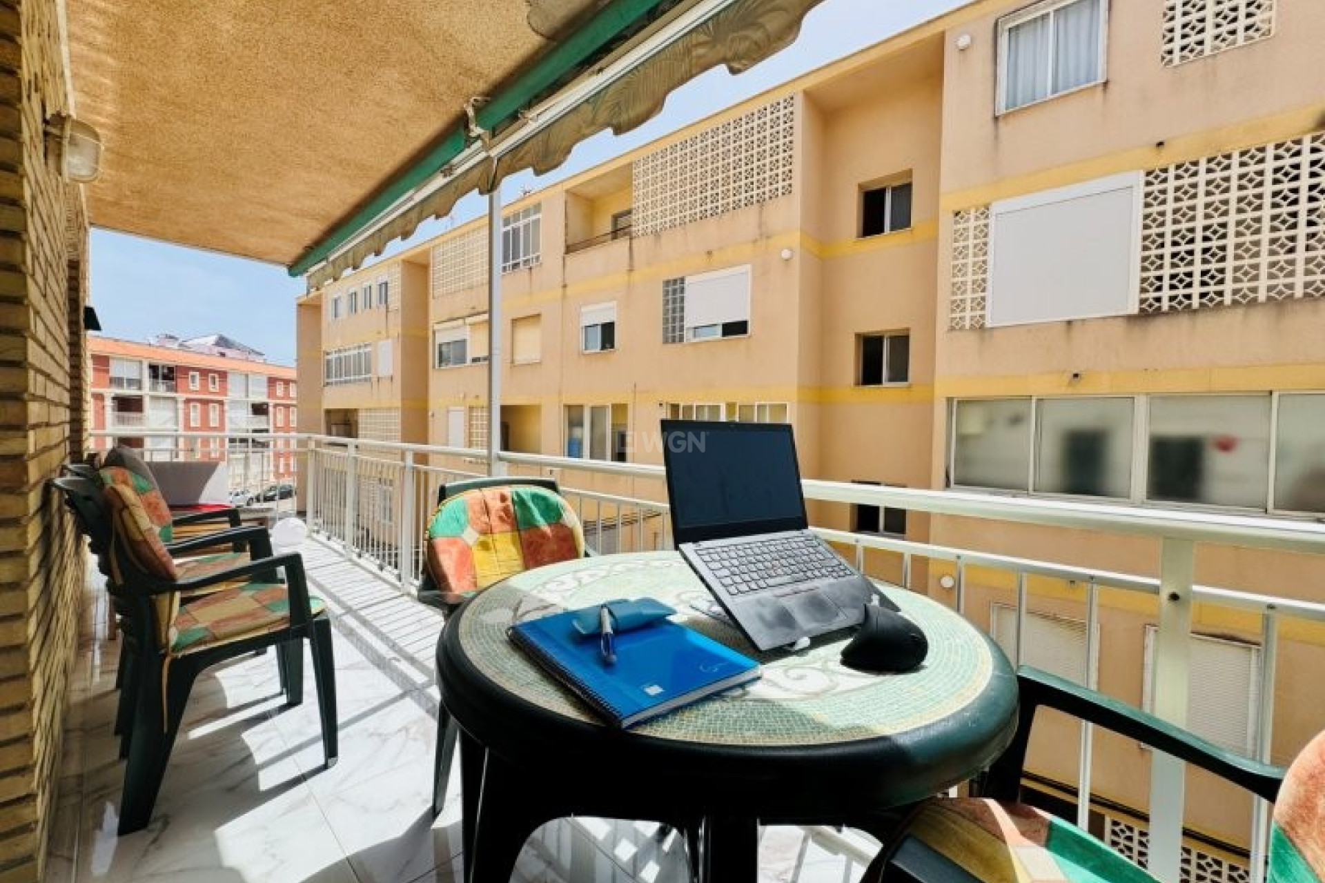 Odsprzedaż - Mieszkanie w bloku - La Mata - Costa Blanca