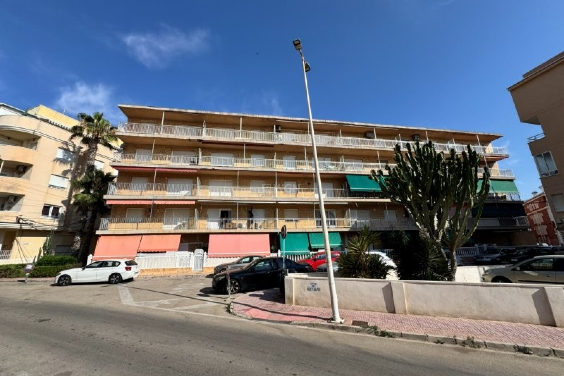 Odsprzedaż - Mieszkanie w bloku - La Mata - Costa Blanca