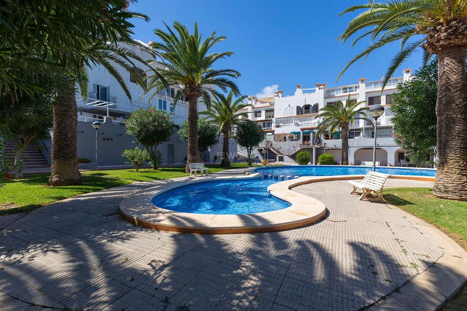 Odsprzedaż - Mieszkanie w bloku - La Mata - Costa Blanca