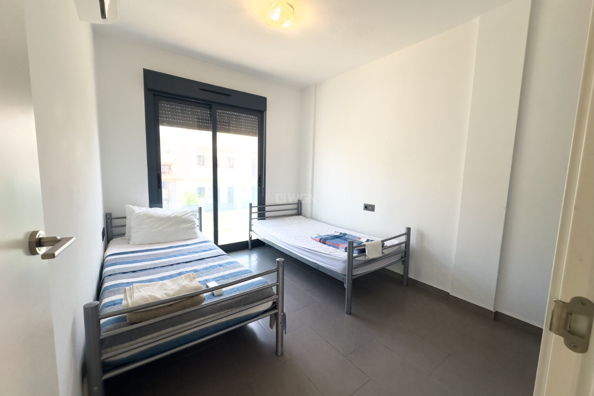 Odsprzedaż - Mieszkanie w bloku - La Zenia - Costa Blanca