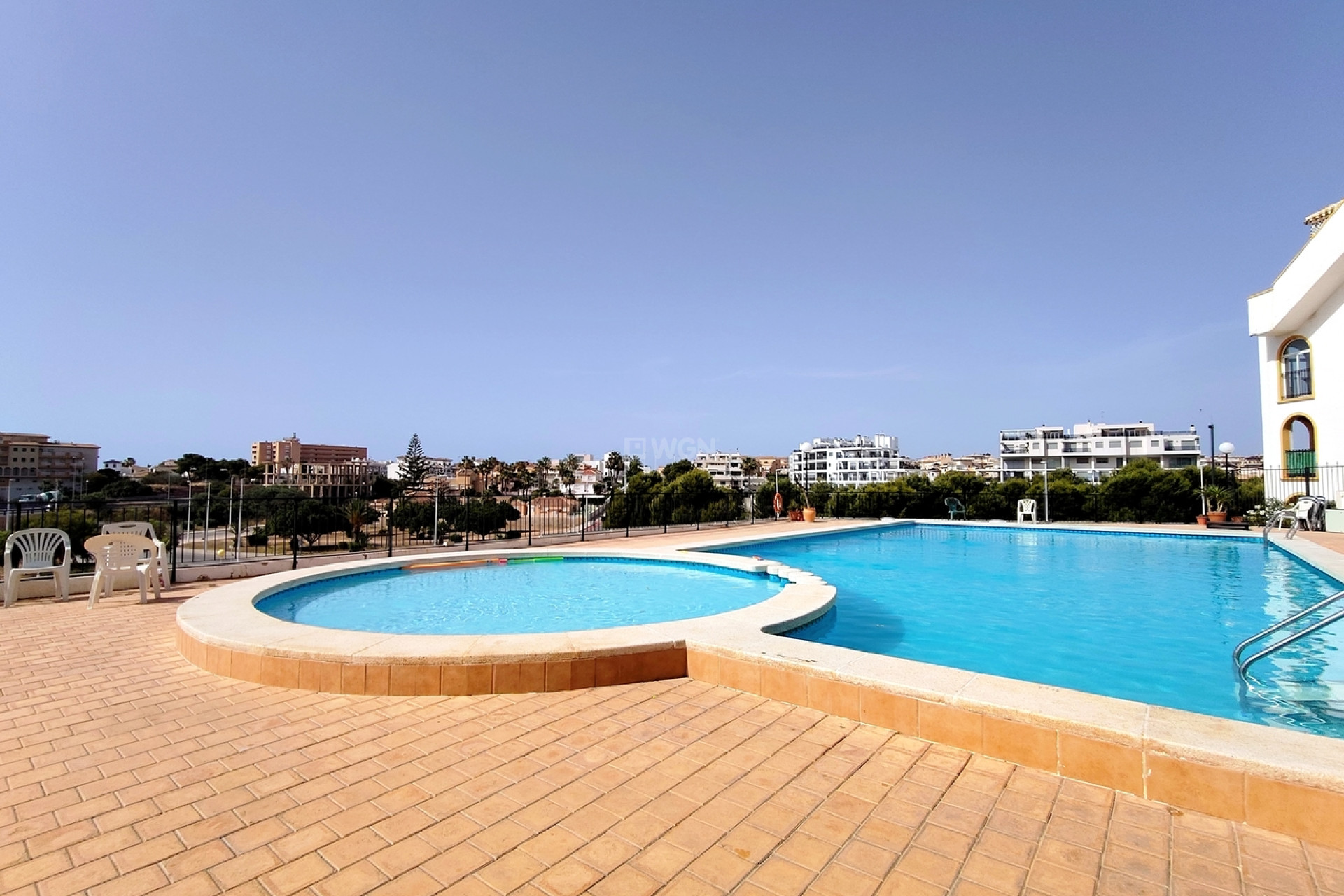 Odsprzedaż - Mieszkanie w bloku - La Zenia - Costa Blanca