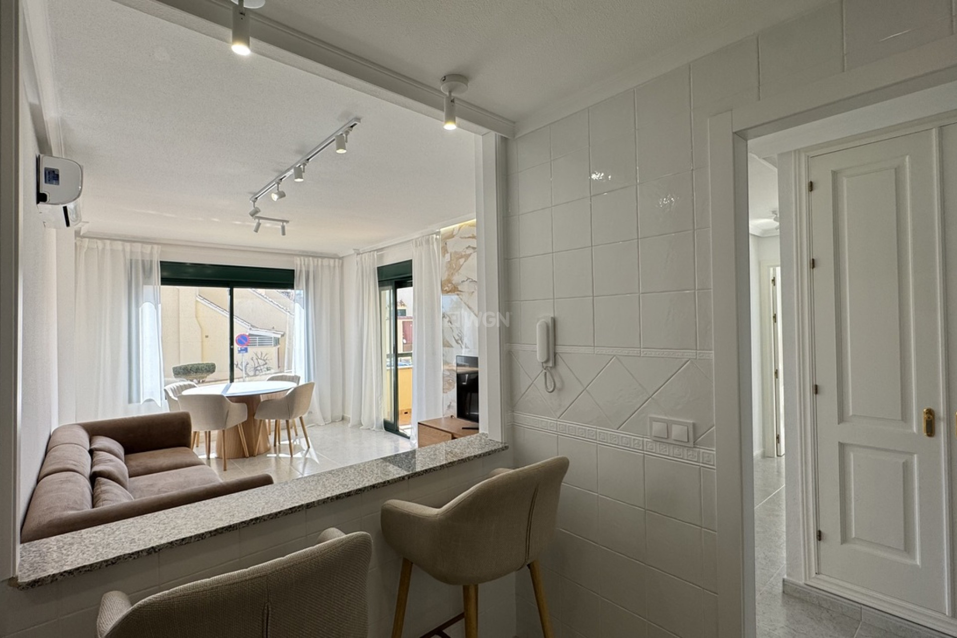 Odsprzedaż - Mieszkanie w bloku - Lomas De Campoamor - Costa Blanca