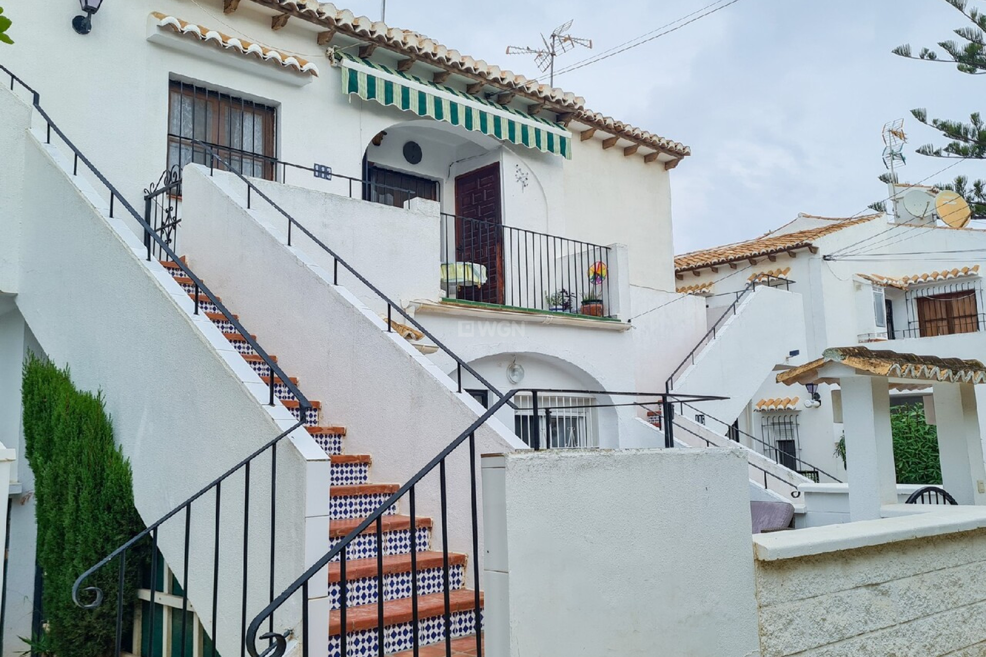 Odsprzedaż - Mieszkanie w bloku - Los Balcones - Costa Blanca