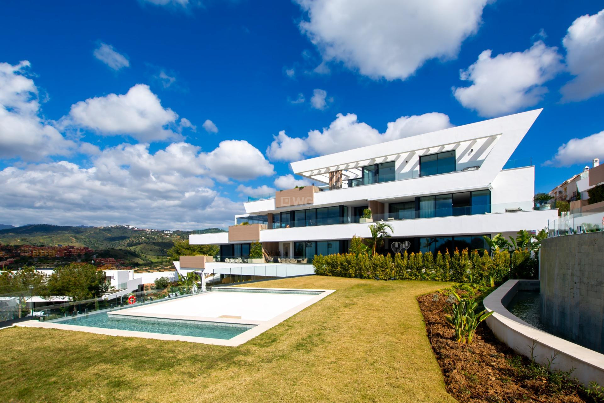 Odsprzedaż - Mieszkanie w bloku - Marbella - Cabopino Golf