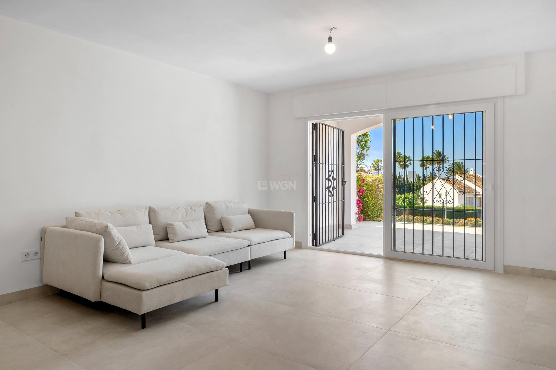Odsprzedaż - Mieszkanie w bloku - Marbella - Nueva Andalucia