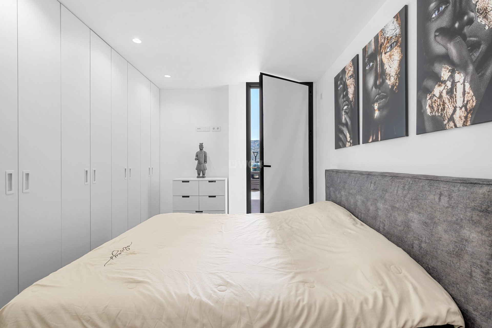 Odsprzedaż - Mieszkanie w bloku - Monforte del Cid - Inland