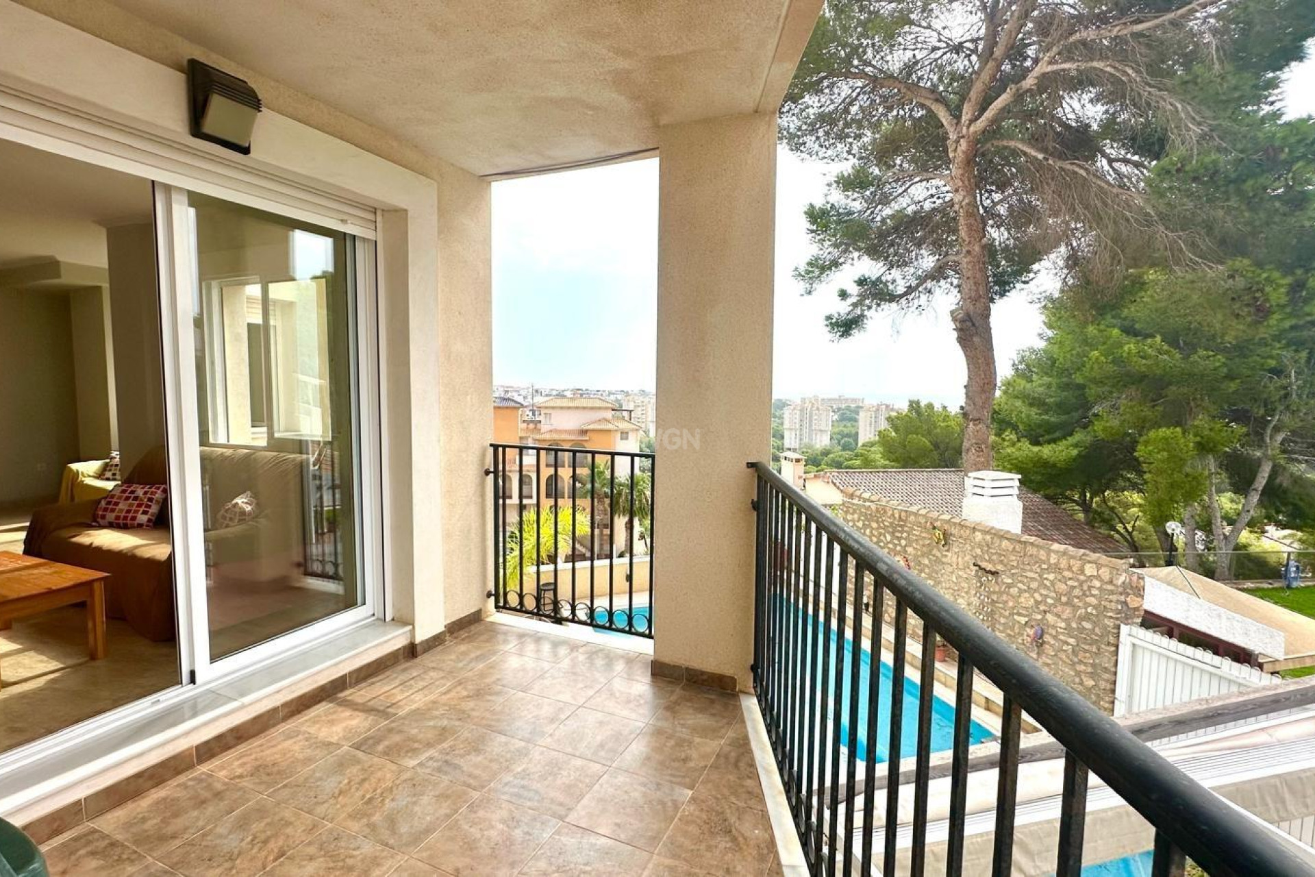 Odsprzedaż - Mieszkanie w bloku - Orihuela Costa - Altos De Campoamor