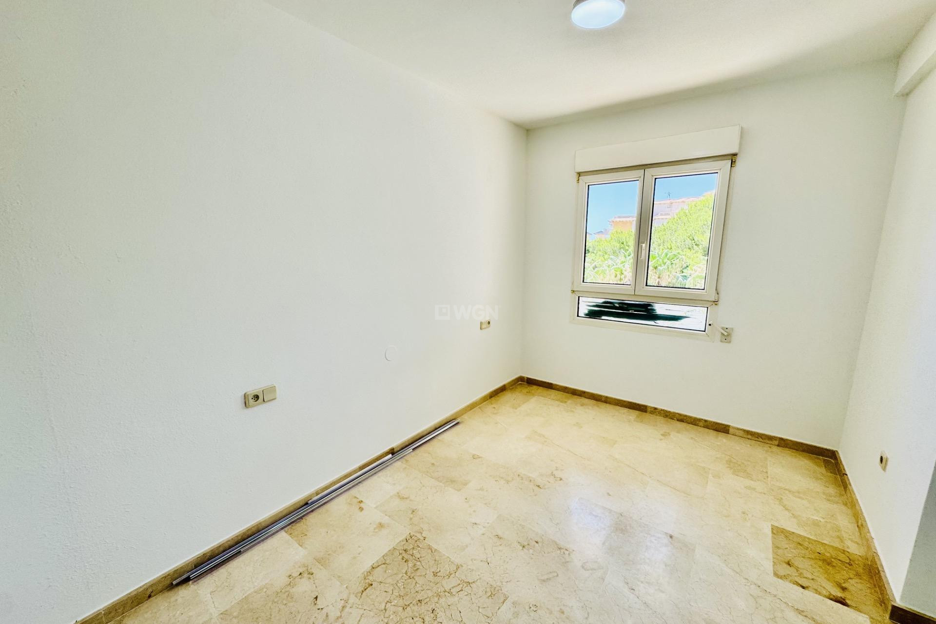 Odsprzedaż - Mieszkanie w bloku - Orihuela Costa - Altos De Campoamor