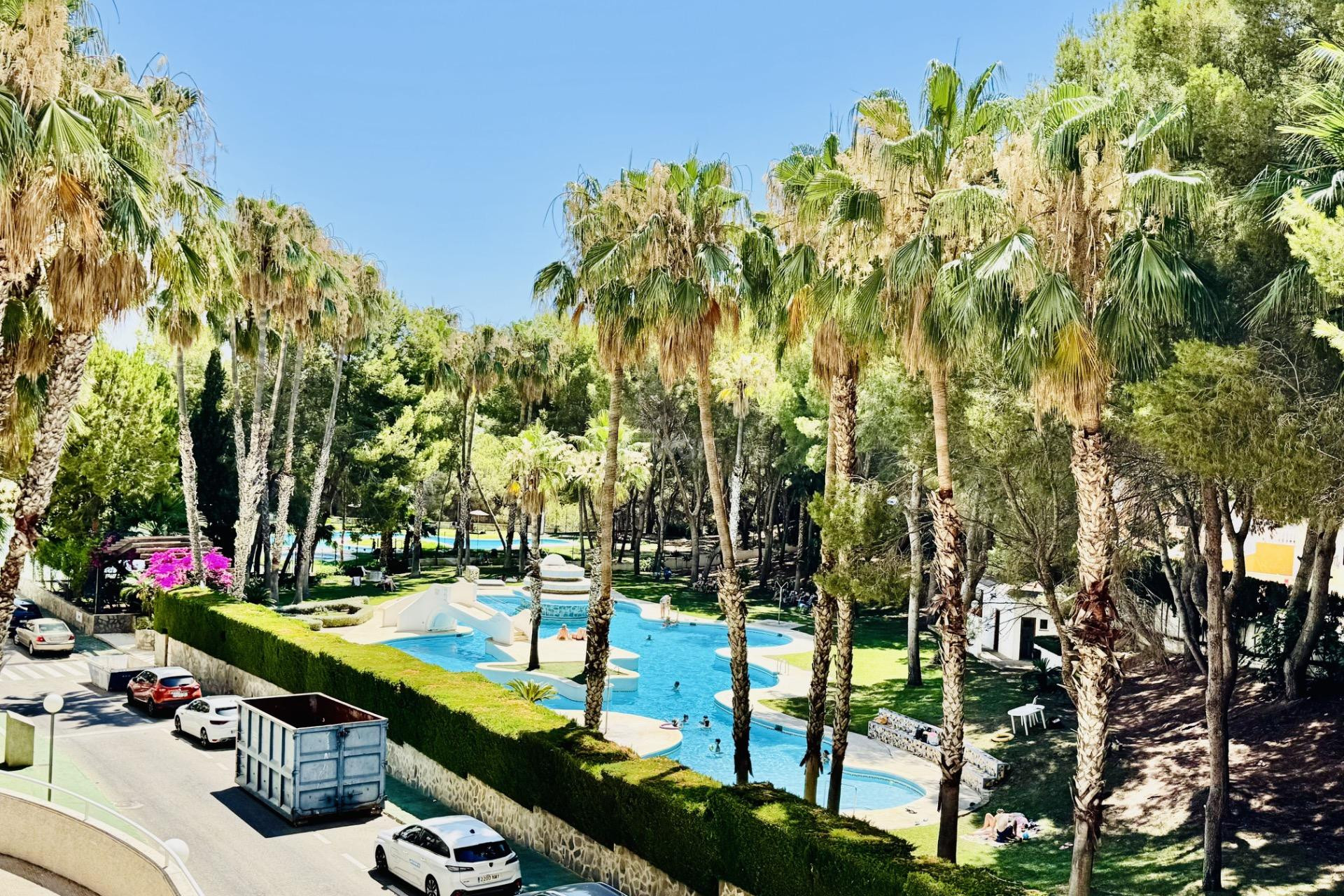 Odsprzedaż - Mieszkanie w bloku - Orihuela Costa - Altos De Campoamor