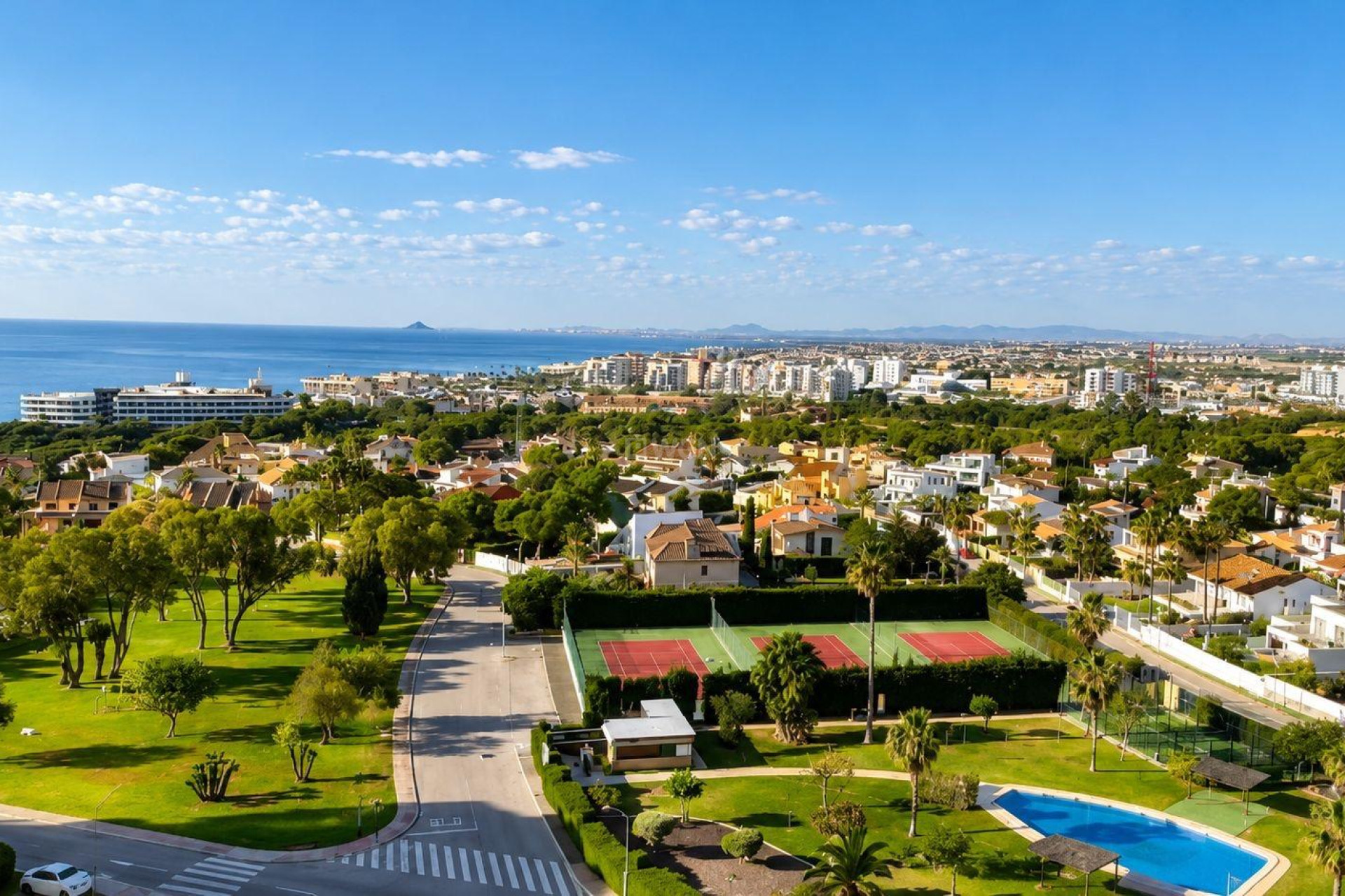 Odsprzedaż - Mieszkanie w bloku - Orihuela Costa - Campoamor