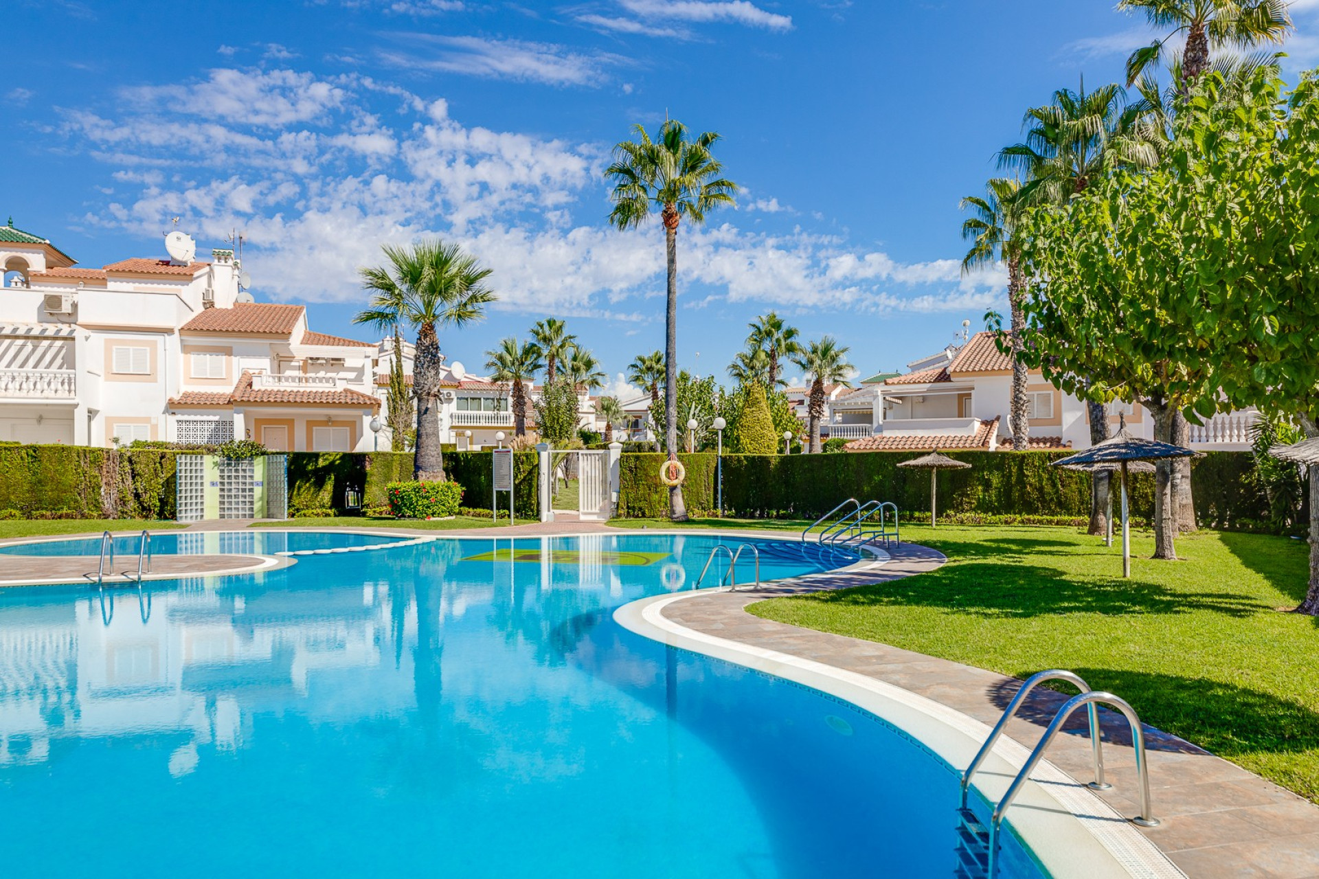 Odsprzedaż - Mieszkanie w bloku - Orihuela Costa - Costa Blanca