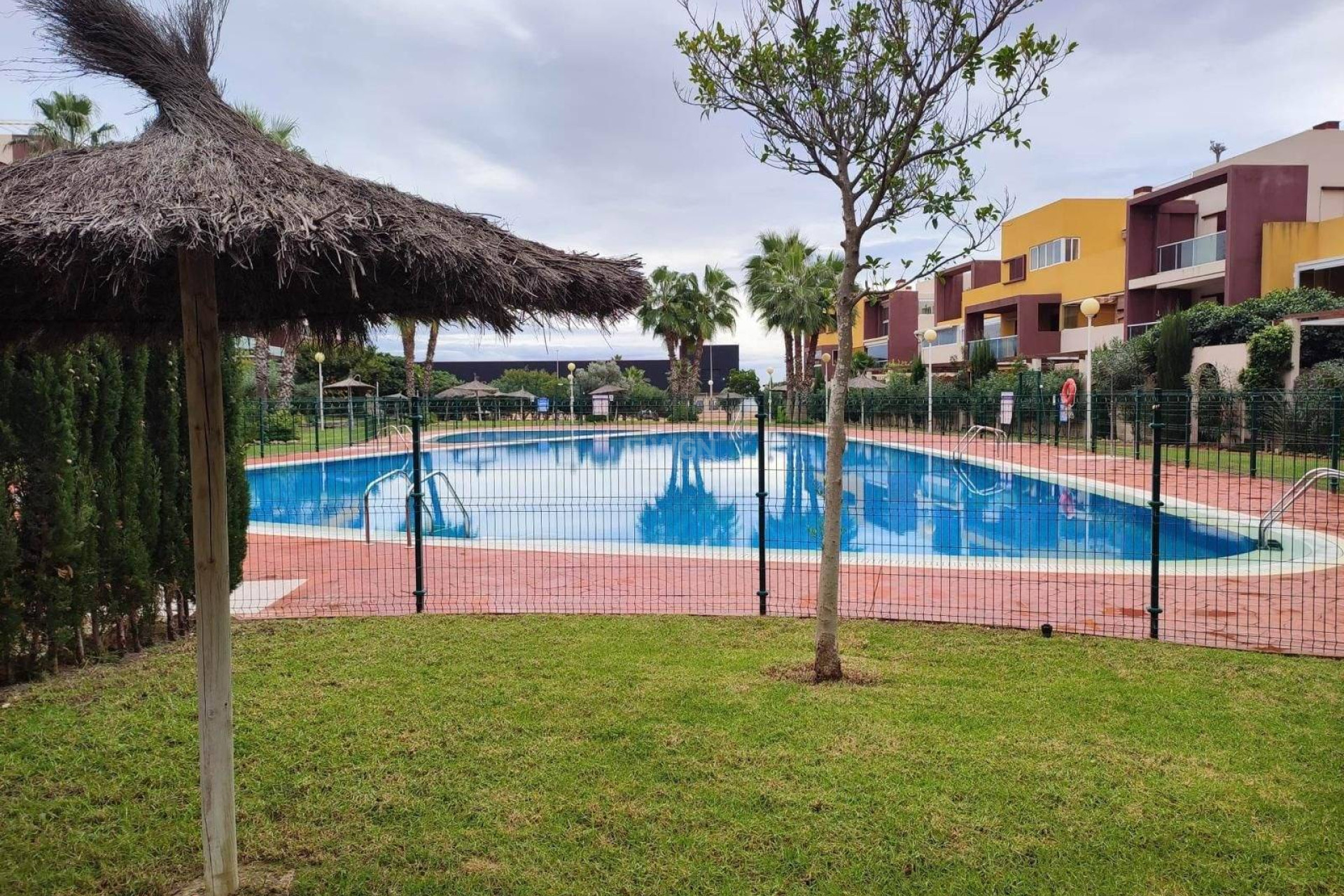Odsprzedaż - Mieszkanie w bloku - Orihuela Costa - Horizonte - La Campana