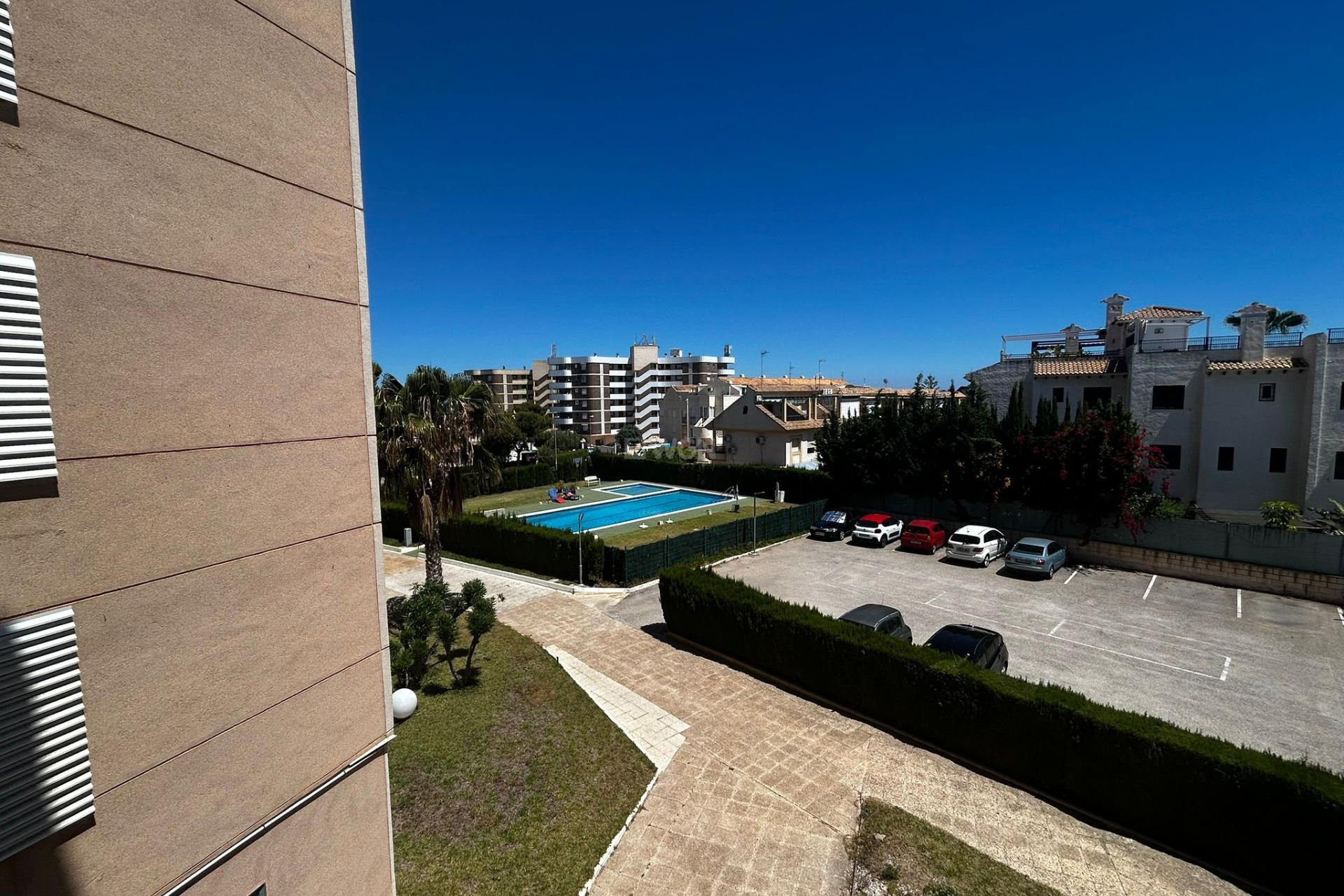Odsprzedaż - Mieszkanie w bloku - Orihuela Costa - La Regia