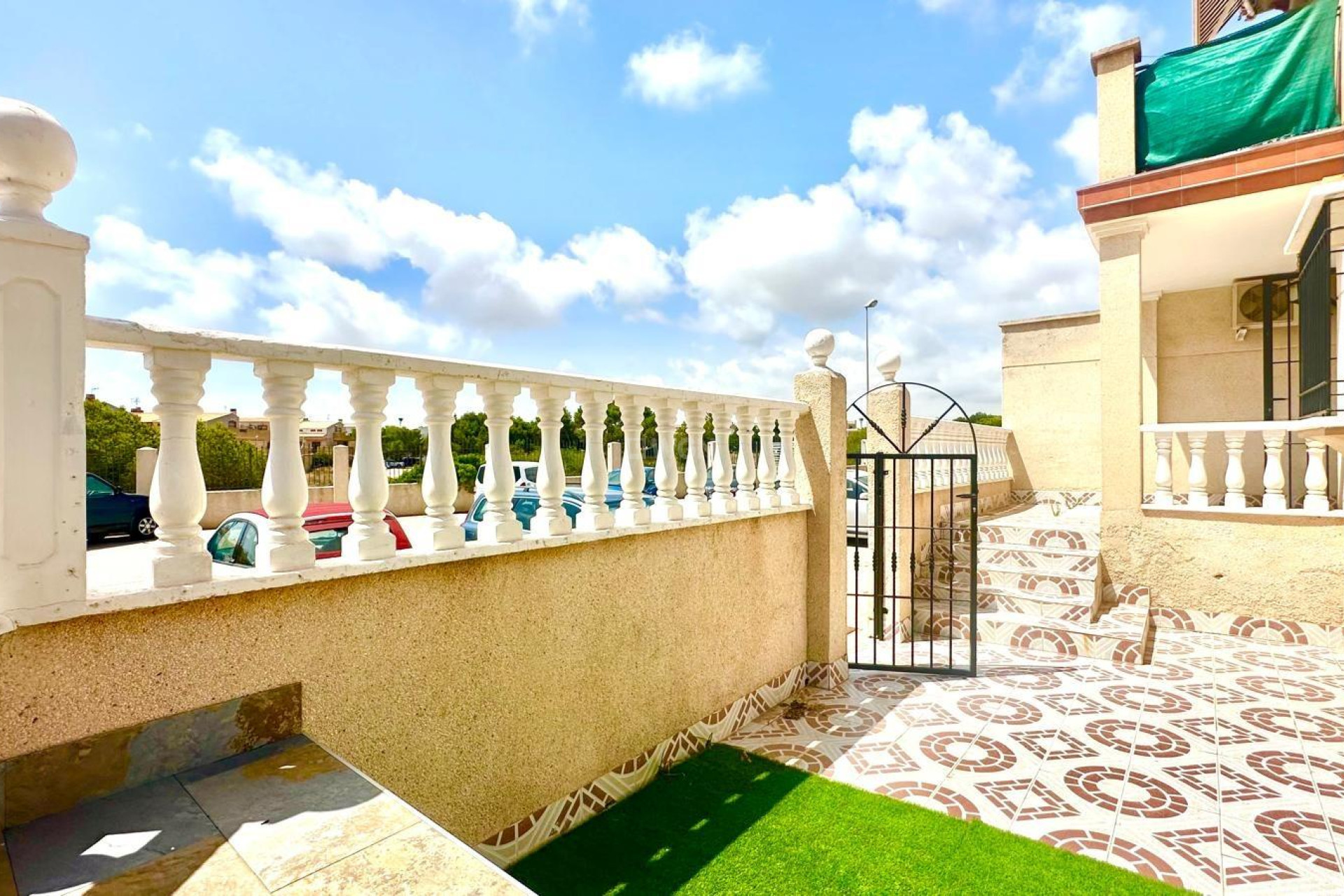 Odsprzedaż - Mieszkanie w bloku - Orihuela Costa - Playa Flamenca