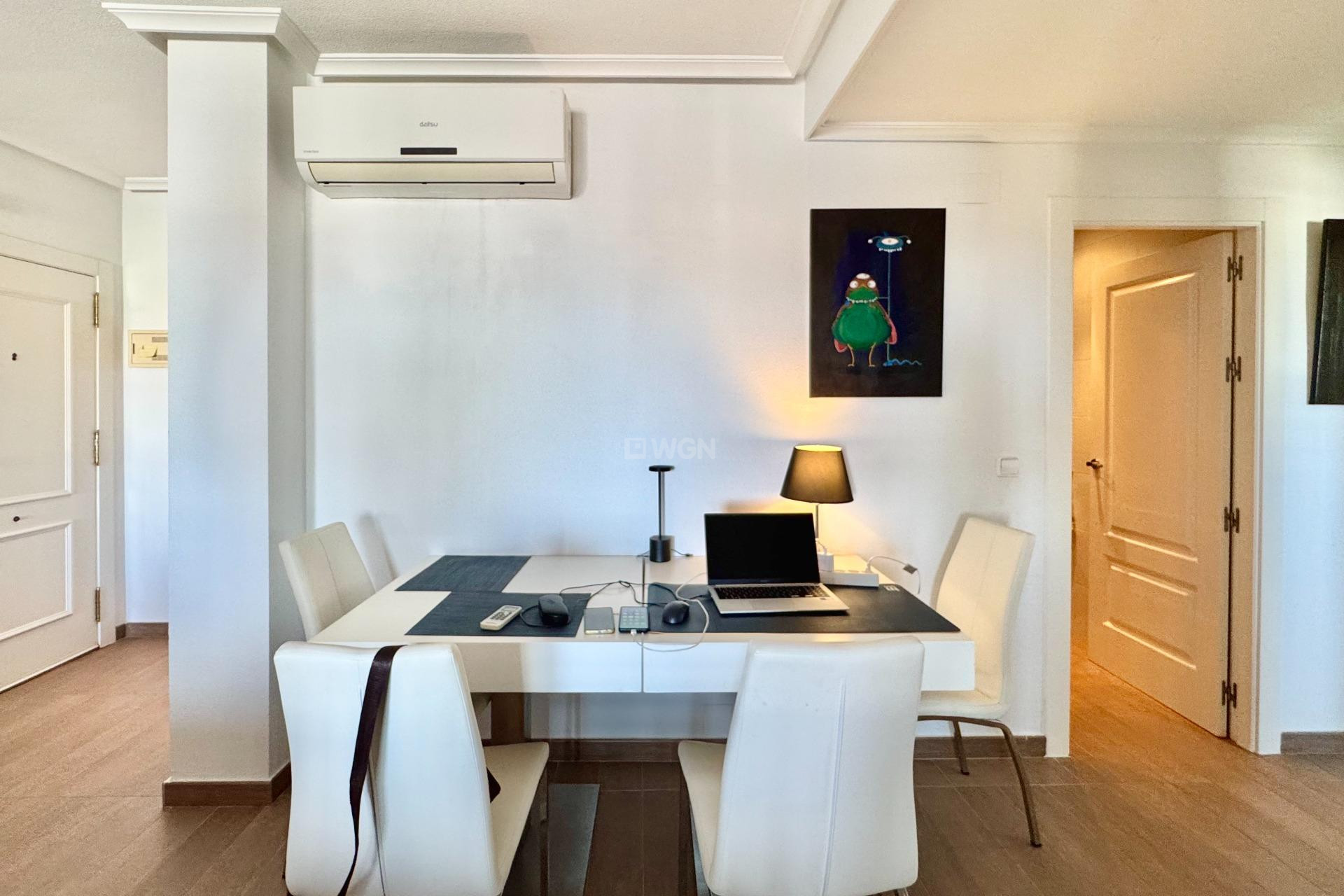 Odsprzedaż - Mieszkanie w bloku - Orihuela Costa - Villamartín-las Filipinas