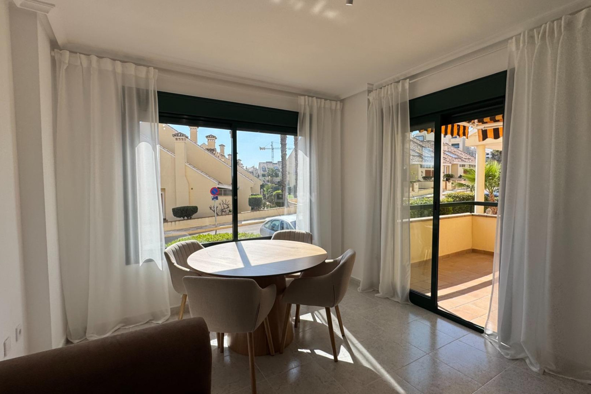 Odsprzedaż - Mieszkanie w bloku - Orihuela Costa - Villamartín-las Filipinas
