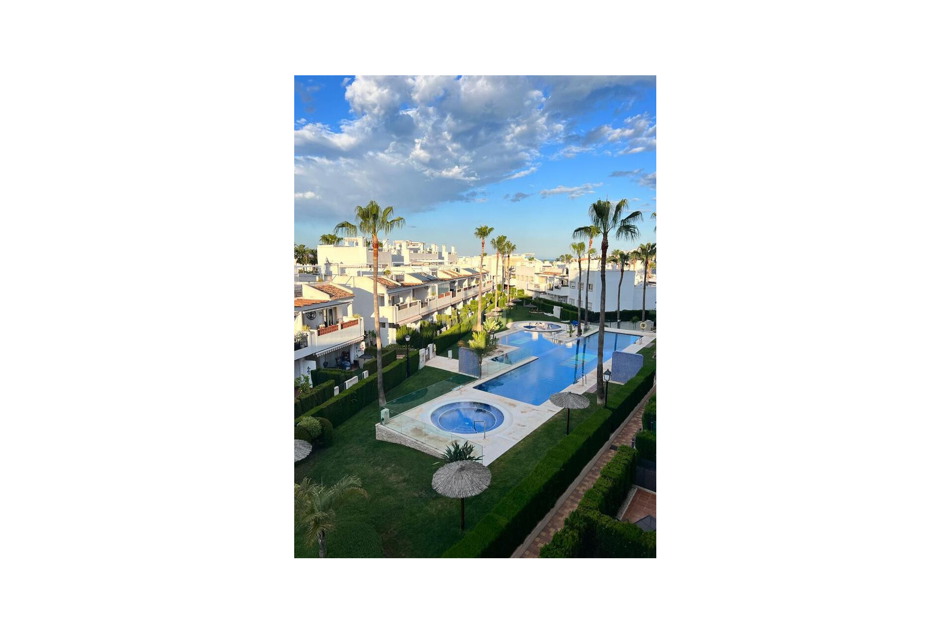 Odsprzedaż - Mieszkanie w bloku - Orihuela Costa - Villamartín