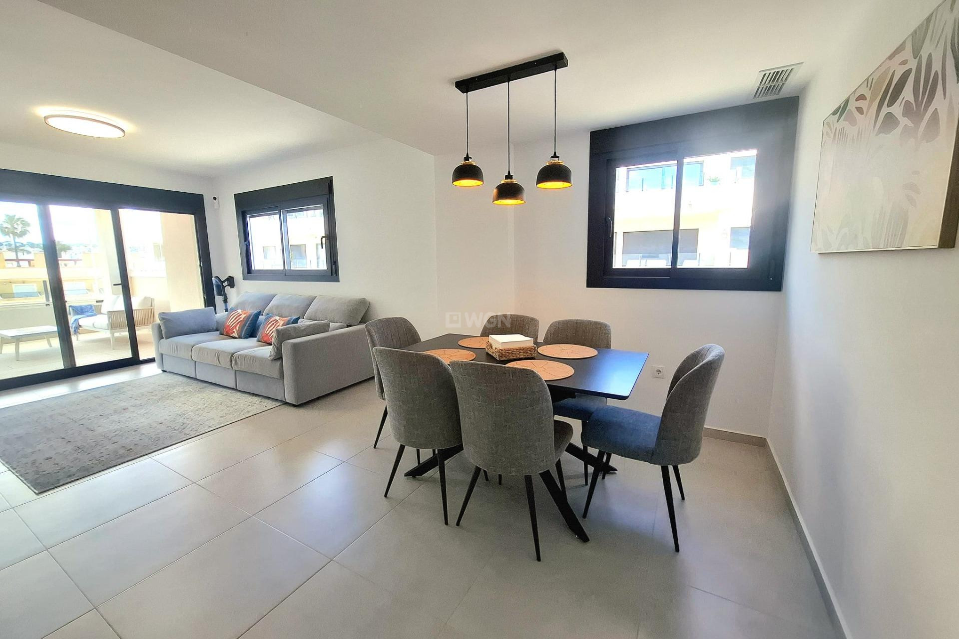 Odsprzedaż - Mieszkanie w bloku - Orihuela Costa - Villamartín
