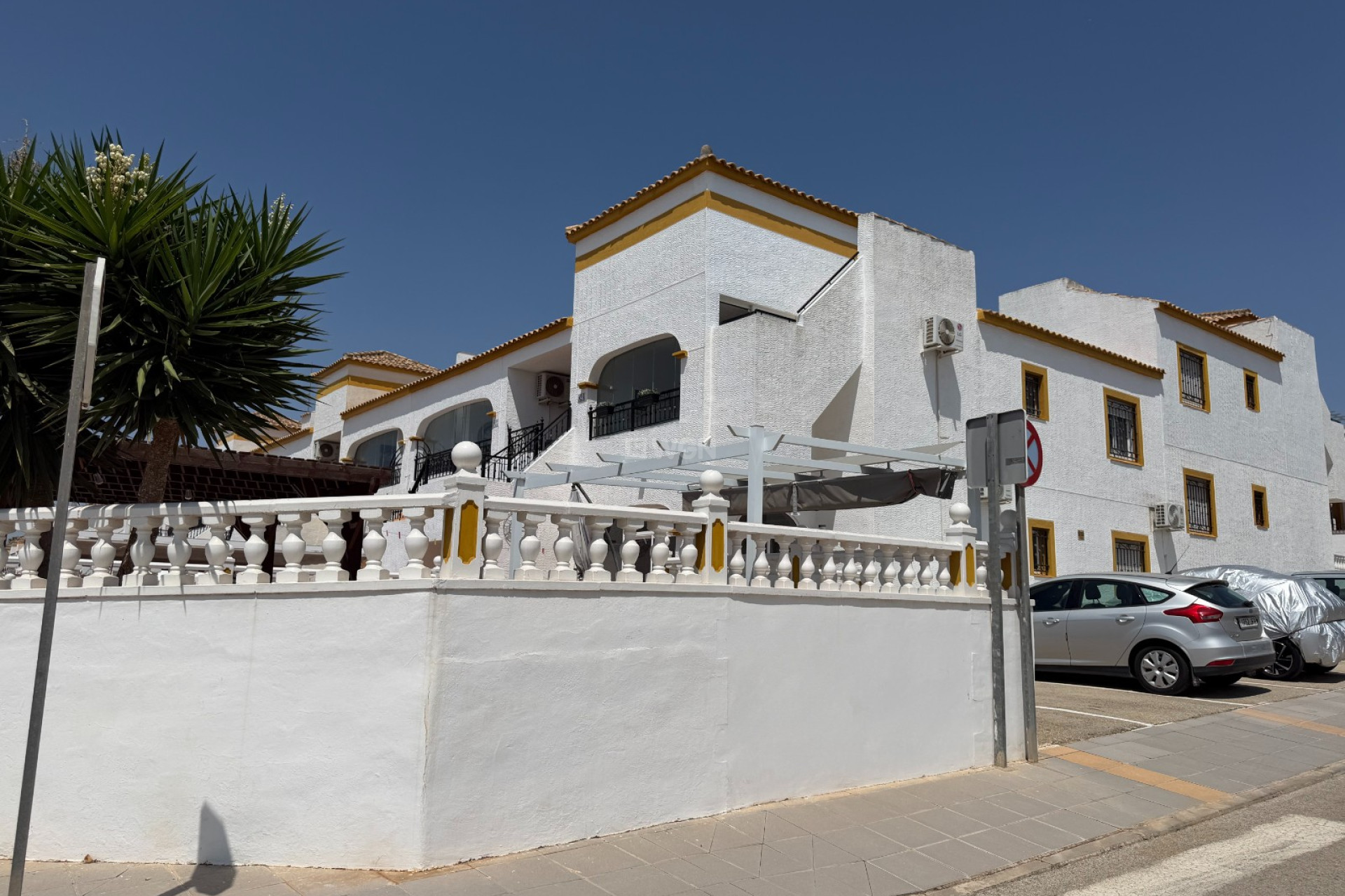 Odsprzedaż - Mieszkanie w bloku - Orihuela - Inland
