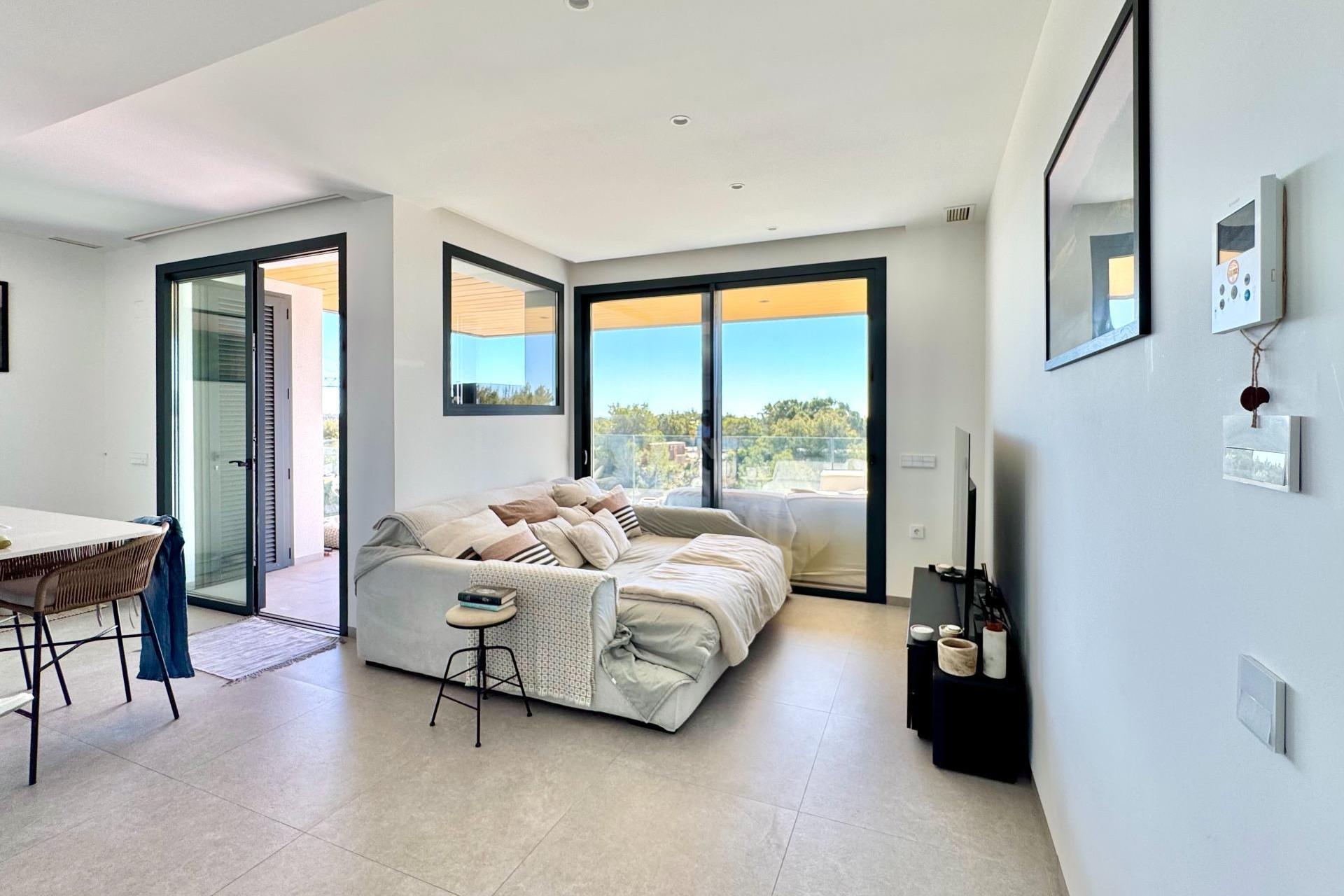 Odsprzedaż - Mieszkanie w bloku - Orihuela - Las Colinas Golf