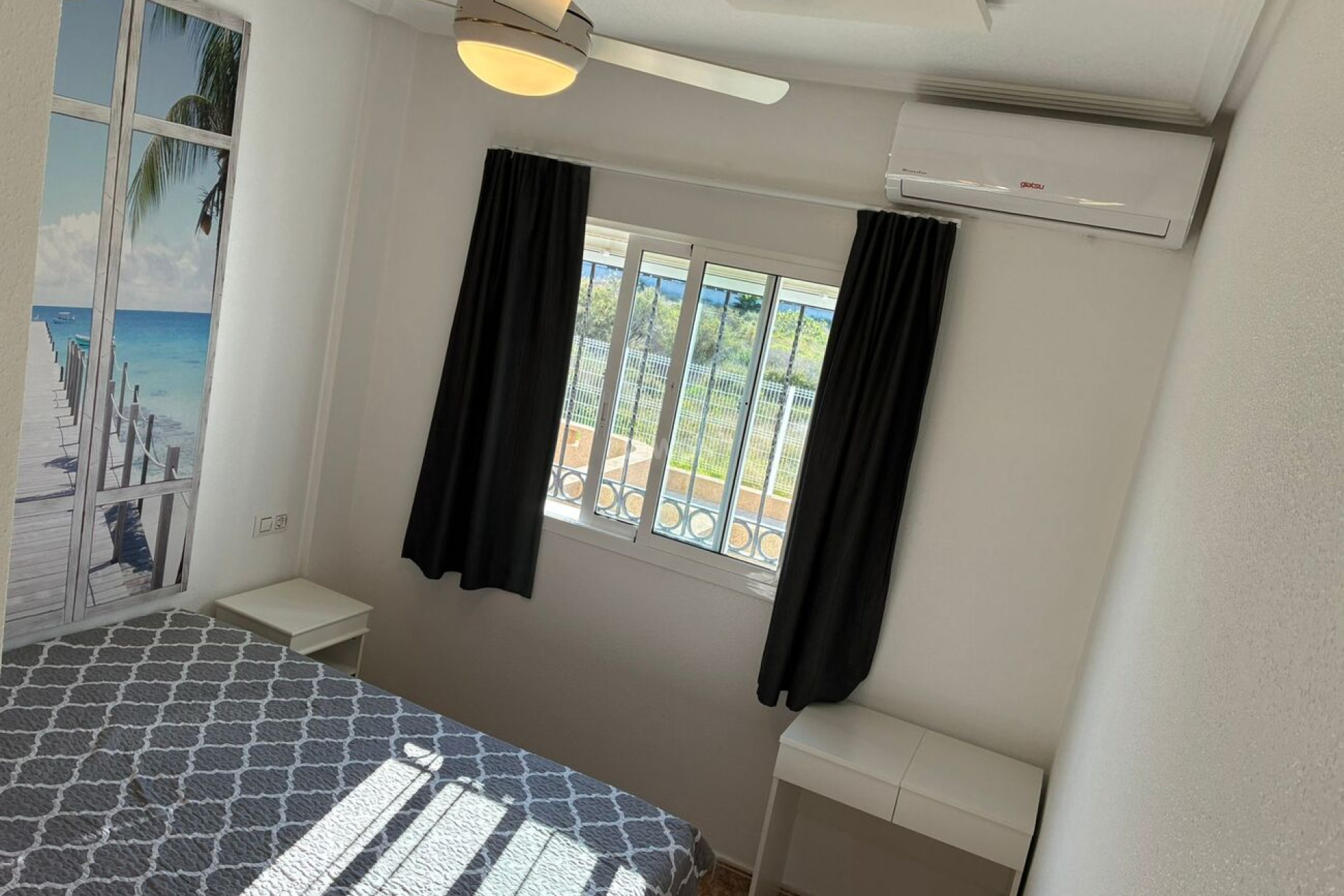 Odsprzedaż - Mieszkanie w bloku - Punta Prima - Costa Blanca