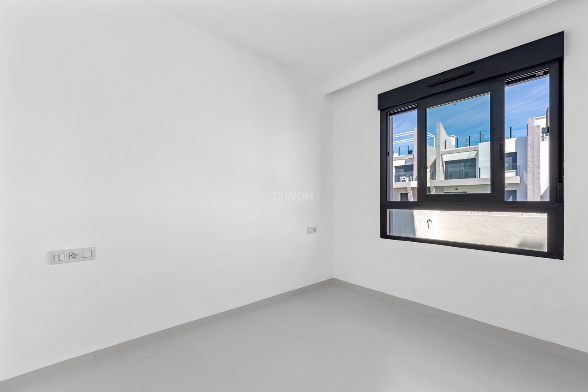 Odsprzedaż - Mieszkanie w bloku - San Miguel de Salinas - Inland