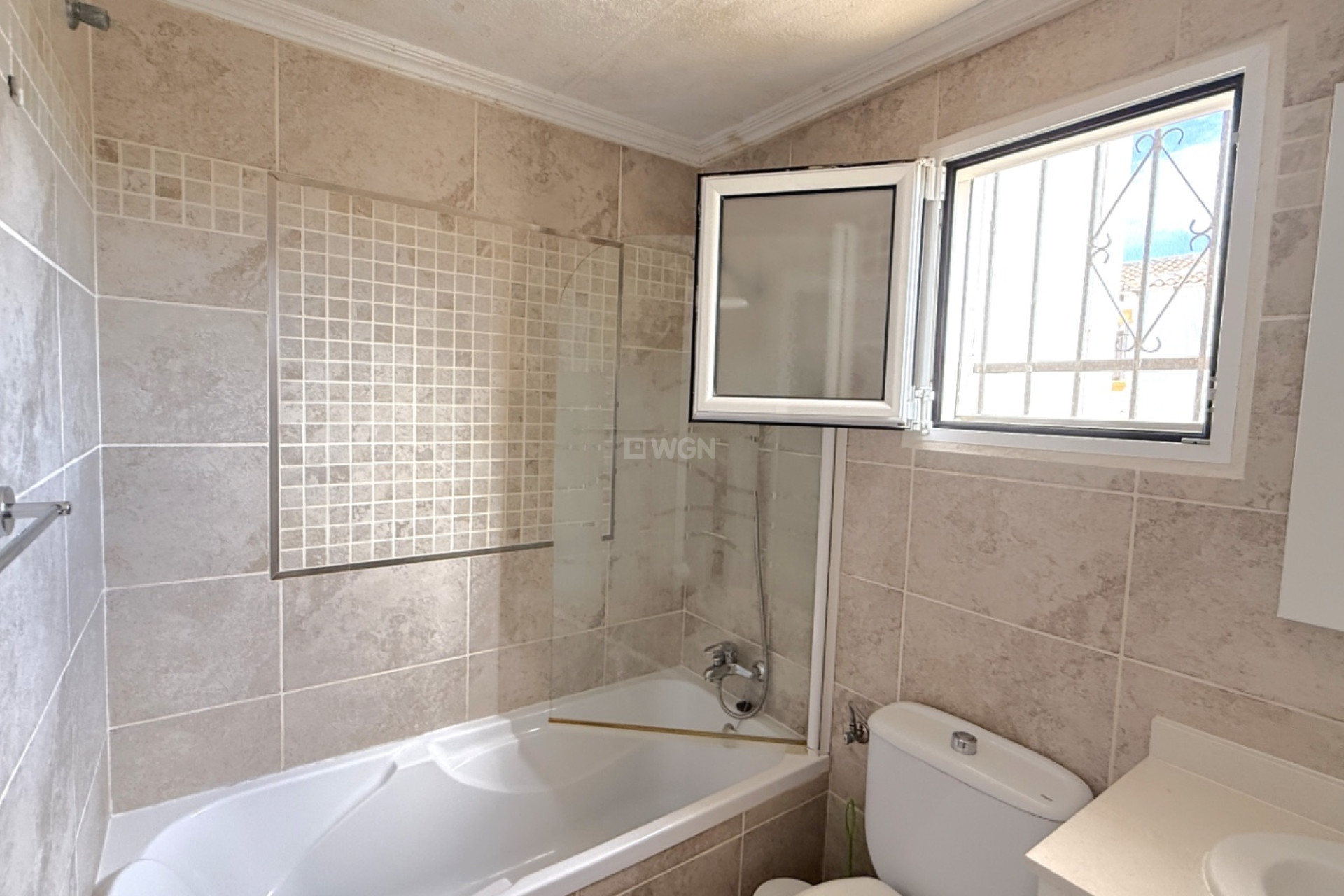 Odsprzedaż - Mieszkanie w bloku - San Miguel de Salinas - Inland