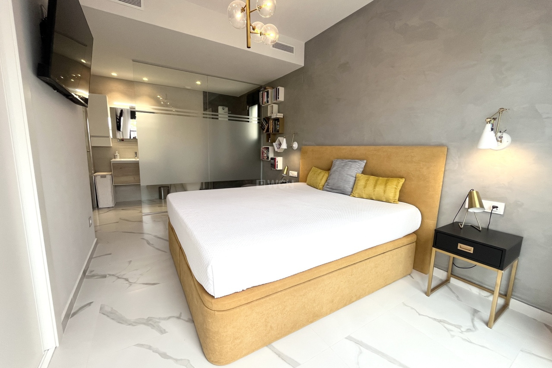 Odsprzedaż - Mieszkanie w bloku - San Miguel de Salinas - Inland