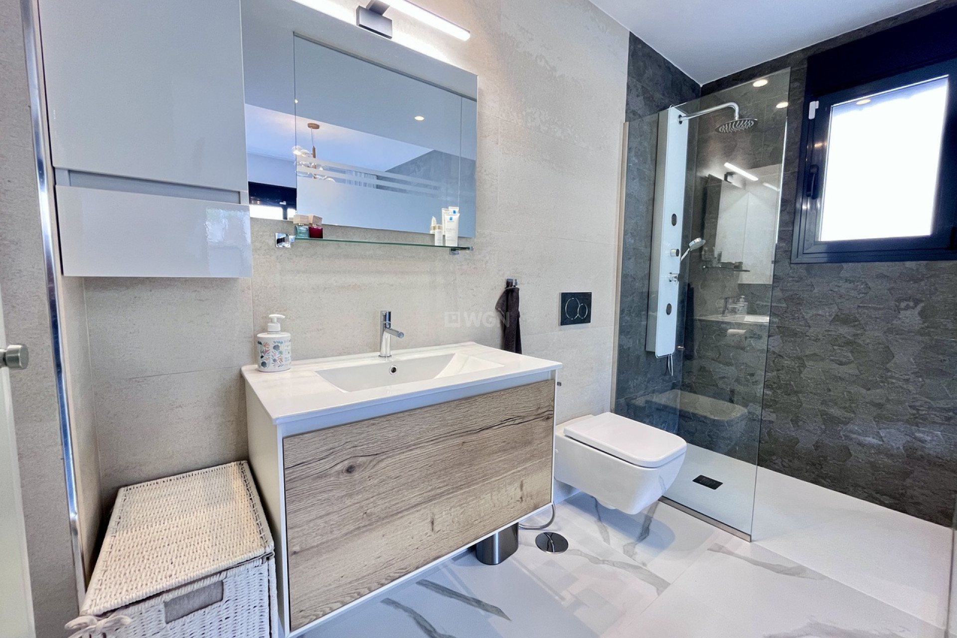 Odsprzedaż - Mieszkanie w bloku - San Miguel de Salinas - Inland