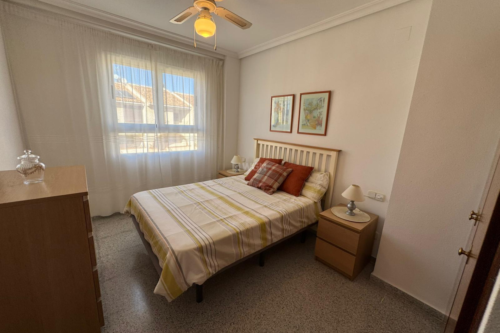 Odsprzedaż - Mieszkanie w bloku - San Miguel de Salinas - Inland