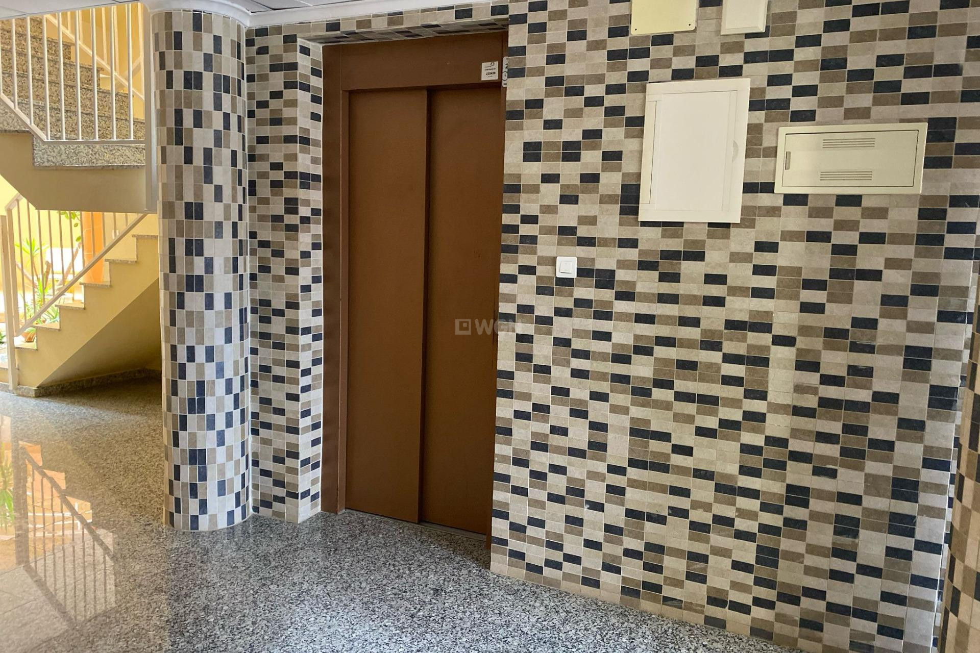 Odsprzedaż - Mieszkanie w bloku - San Miguel de Salinas - Pueblo 9