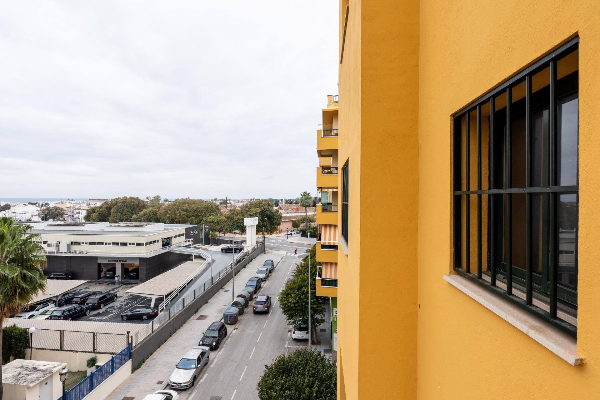 Odsprzedaż - Mieszkanie w bloku - San Pedro de Alcántara - Avenida La Constitucion