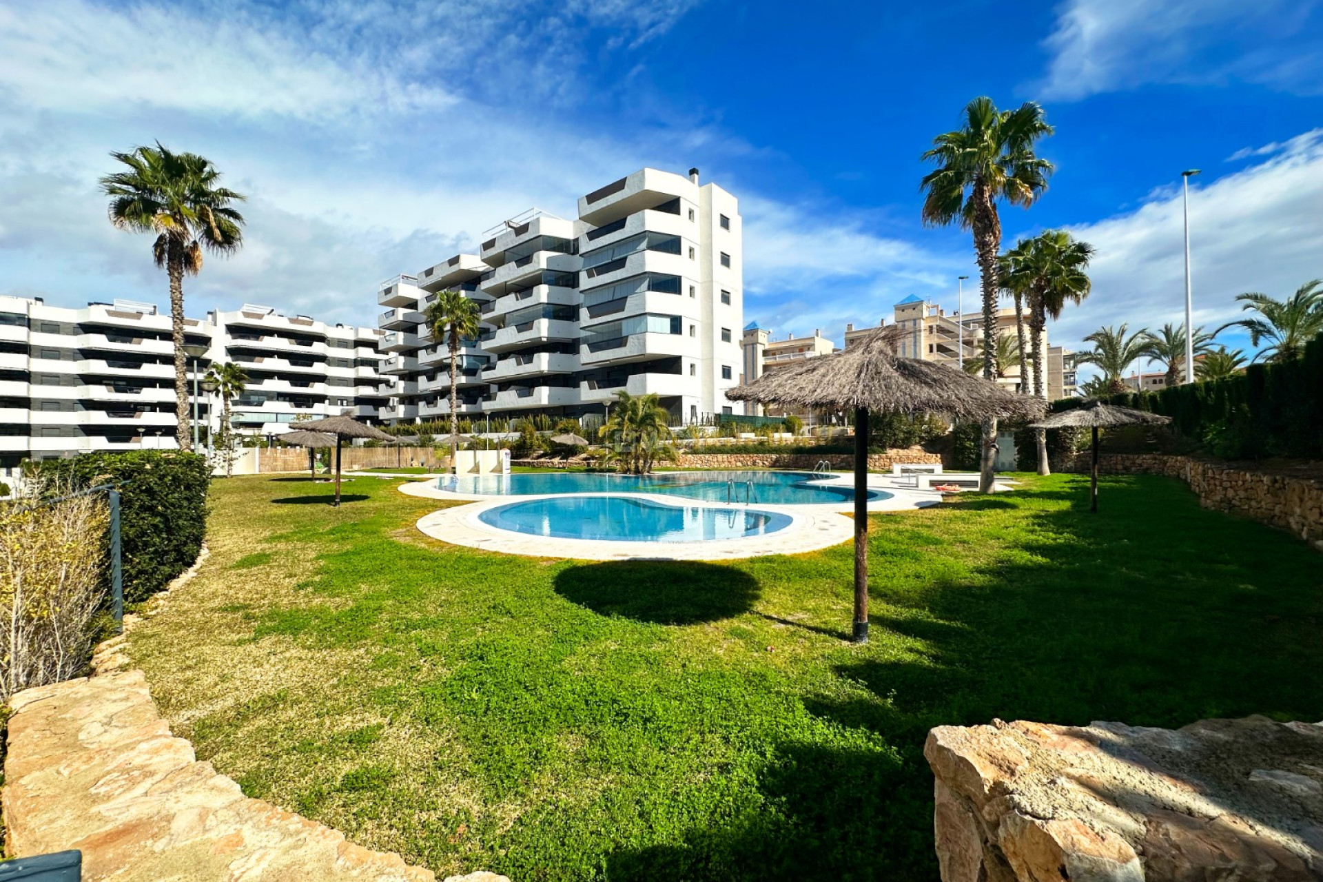 Odsprzedaż - Mieszkanie w bloku - Santa Pola - Costa Blanca