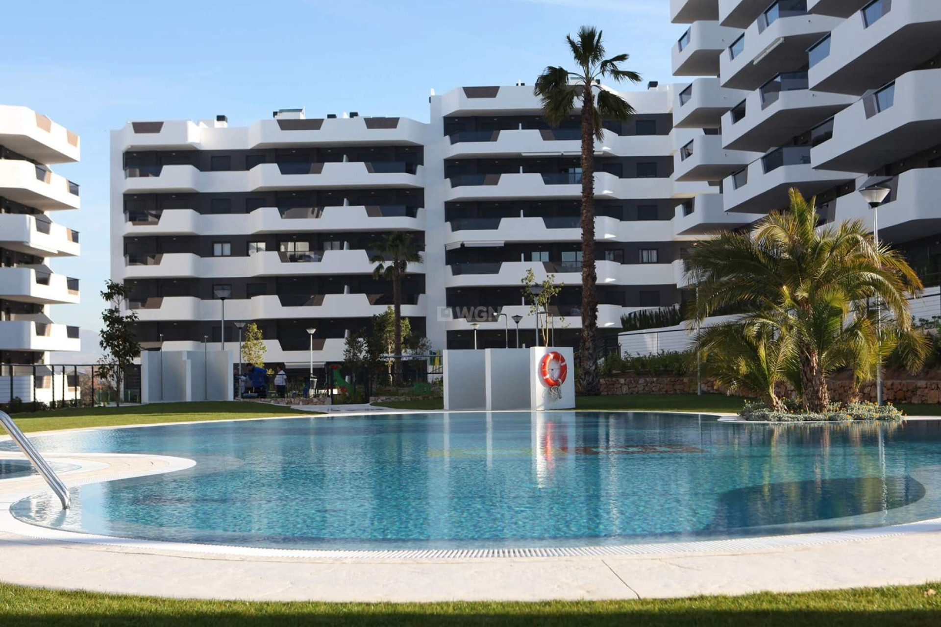 Odsprzedaż - Mieszkanie w bloku - Santa Pola - Costa Blanca