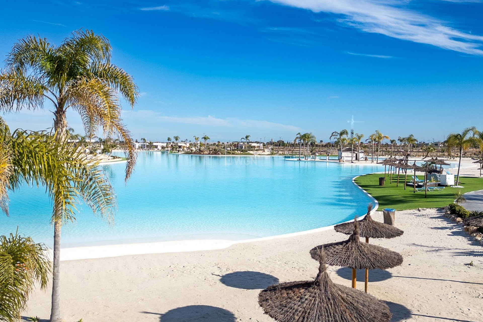 Odsprzedaż - Mieszkanie w bloku - Santa Rosalia Resort - Inland