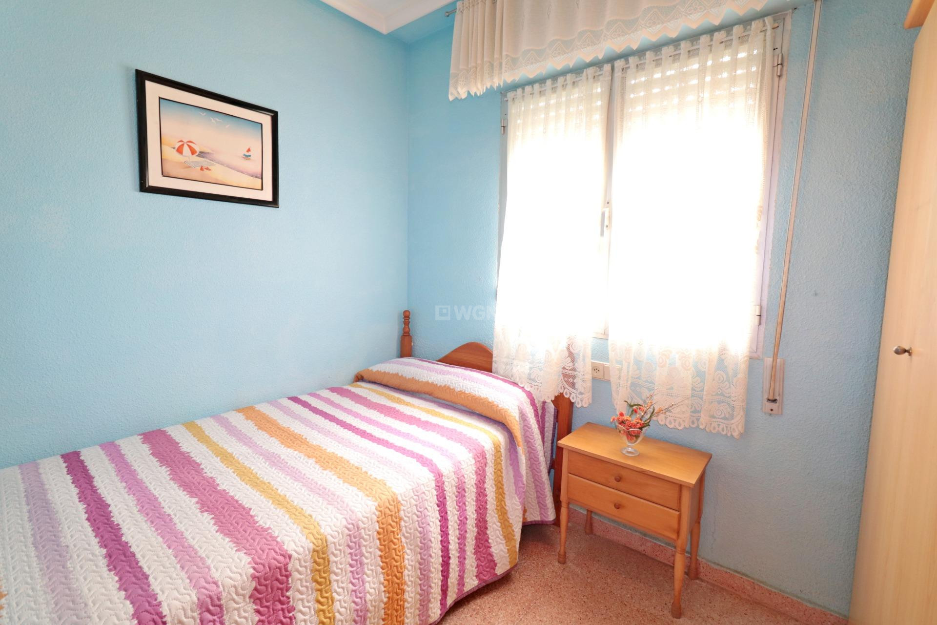 Odsprzedaż - Mieszkanie w bloku - Torrevieja - Acequion
