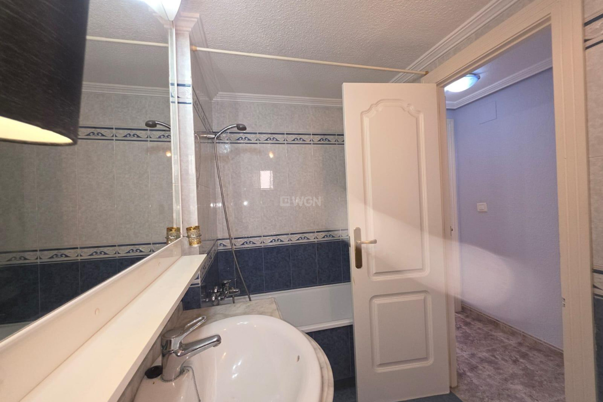 Odsprzedaż - Mieszkanie w bloku - Torrevieja - Acequion