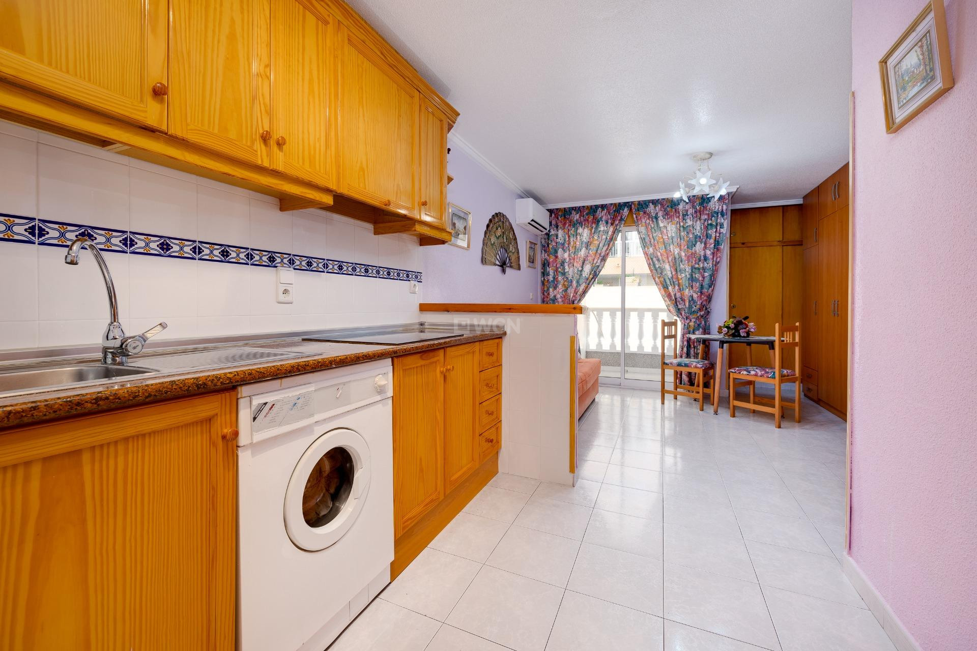 Odsprzedaż - Mieszkanie w bloku - Torrevieja - Acequion