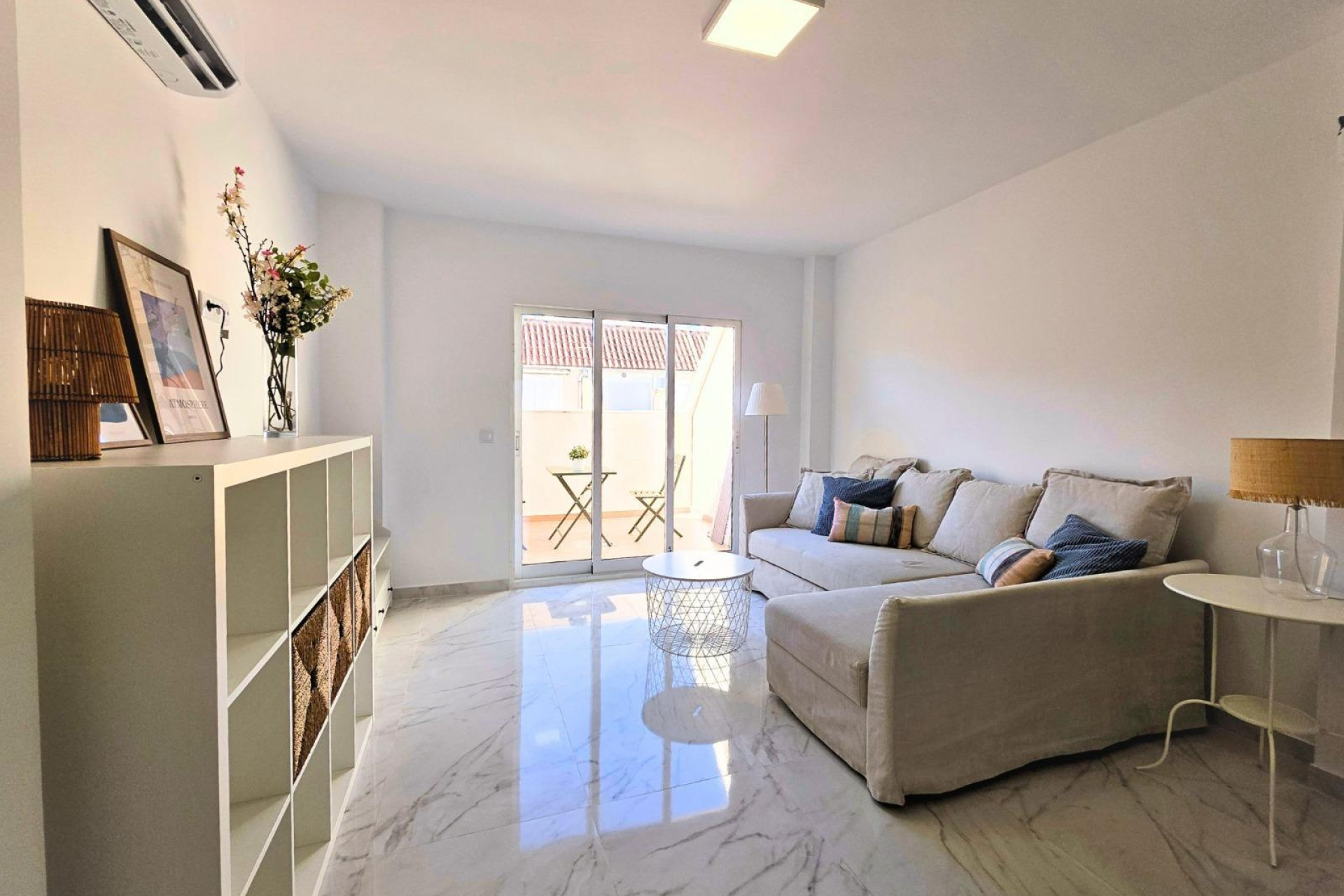 Odsprzedaż - Mieszkanie w bloku - Torrevieja - Acequion