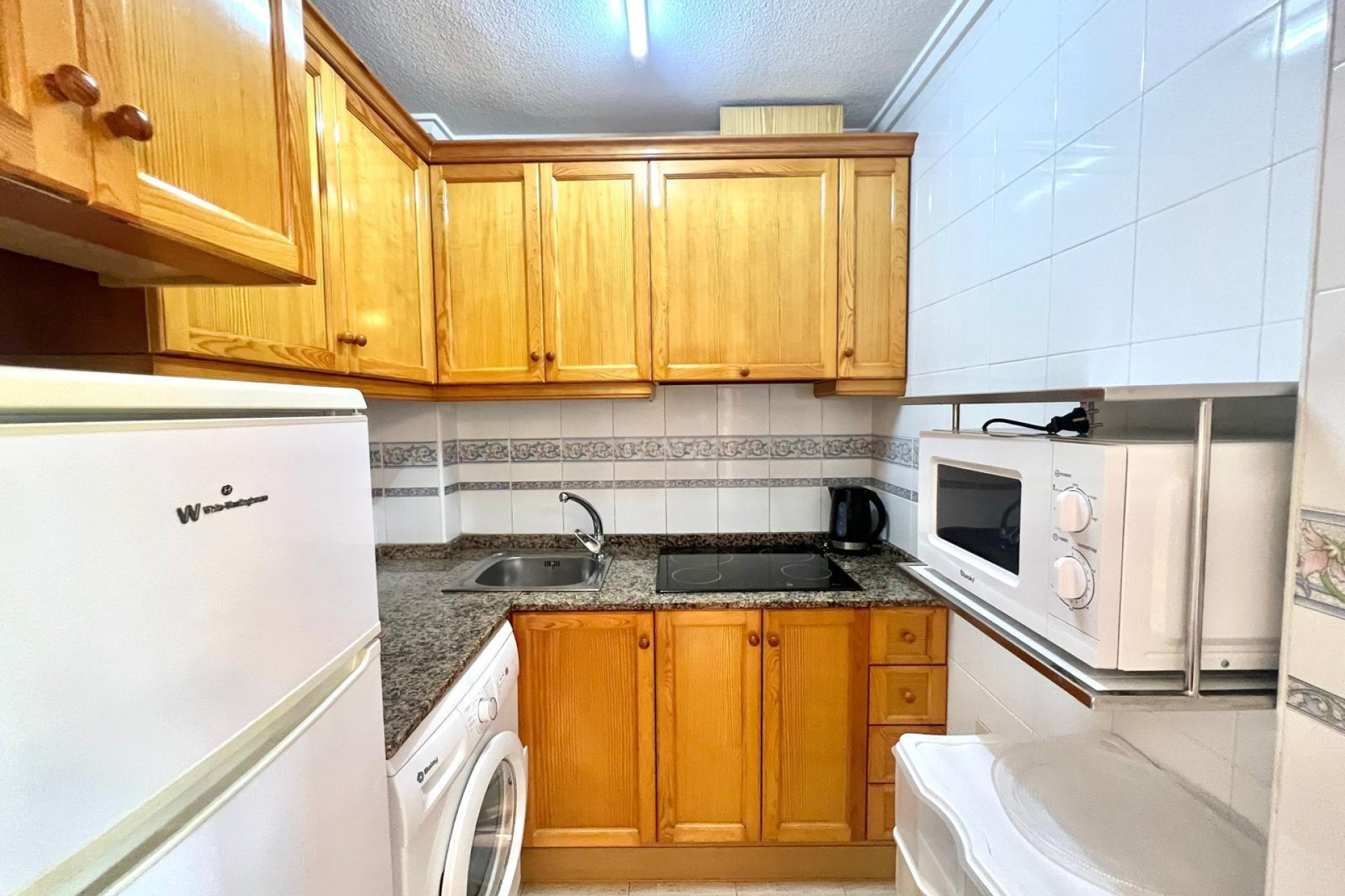 Odsprzedaż - Mieszkanie w bloku - Torrevieja - Acequion