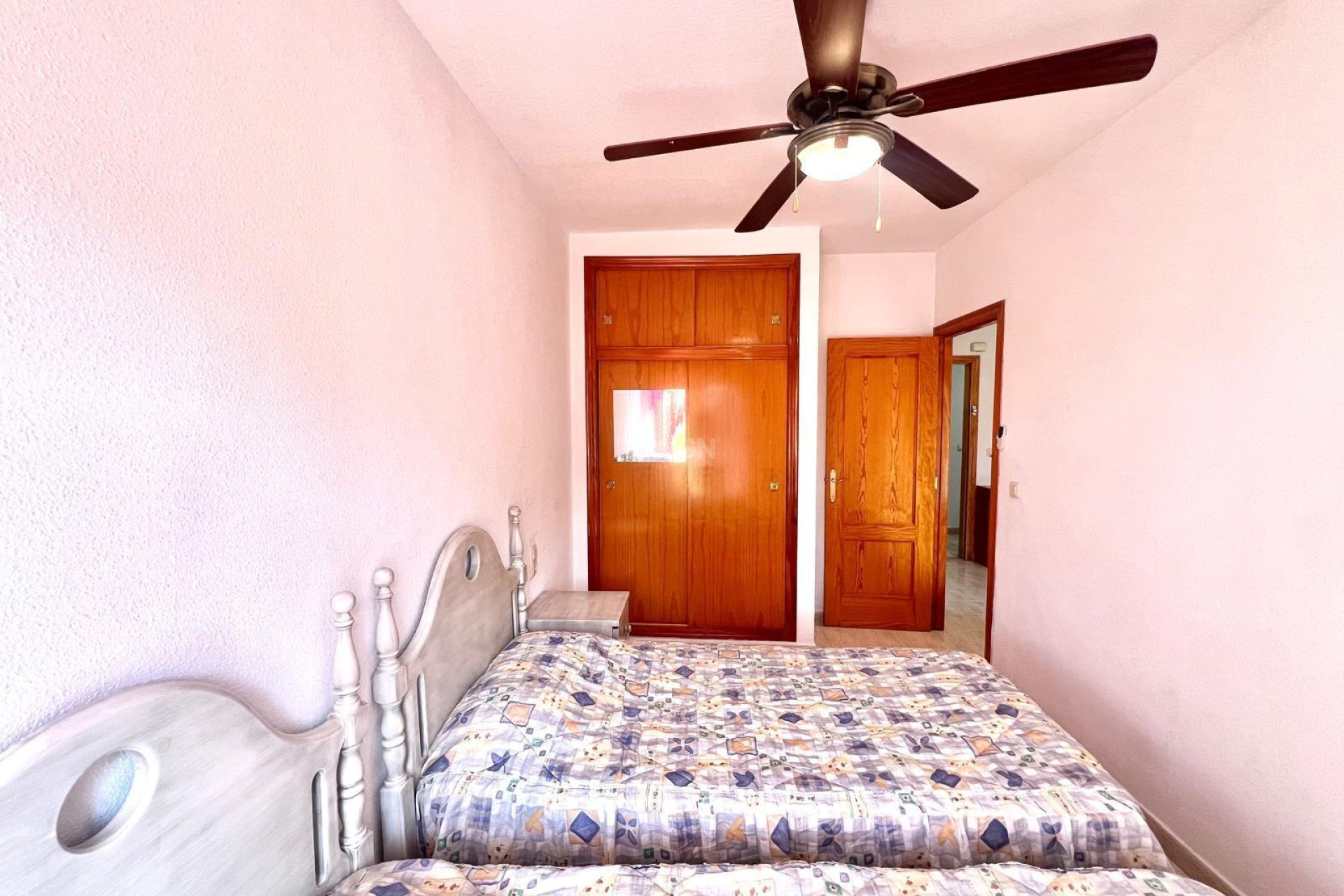 Odsprzedaż - Mieszkanie w bloku - Torrevieja - Acequion