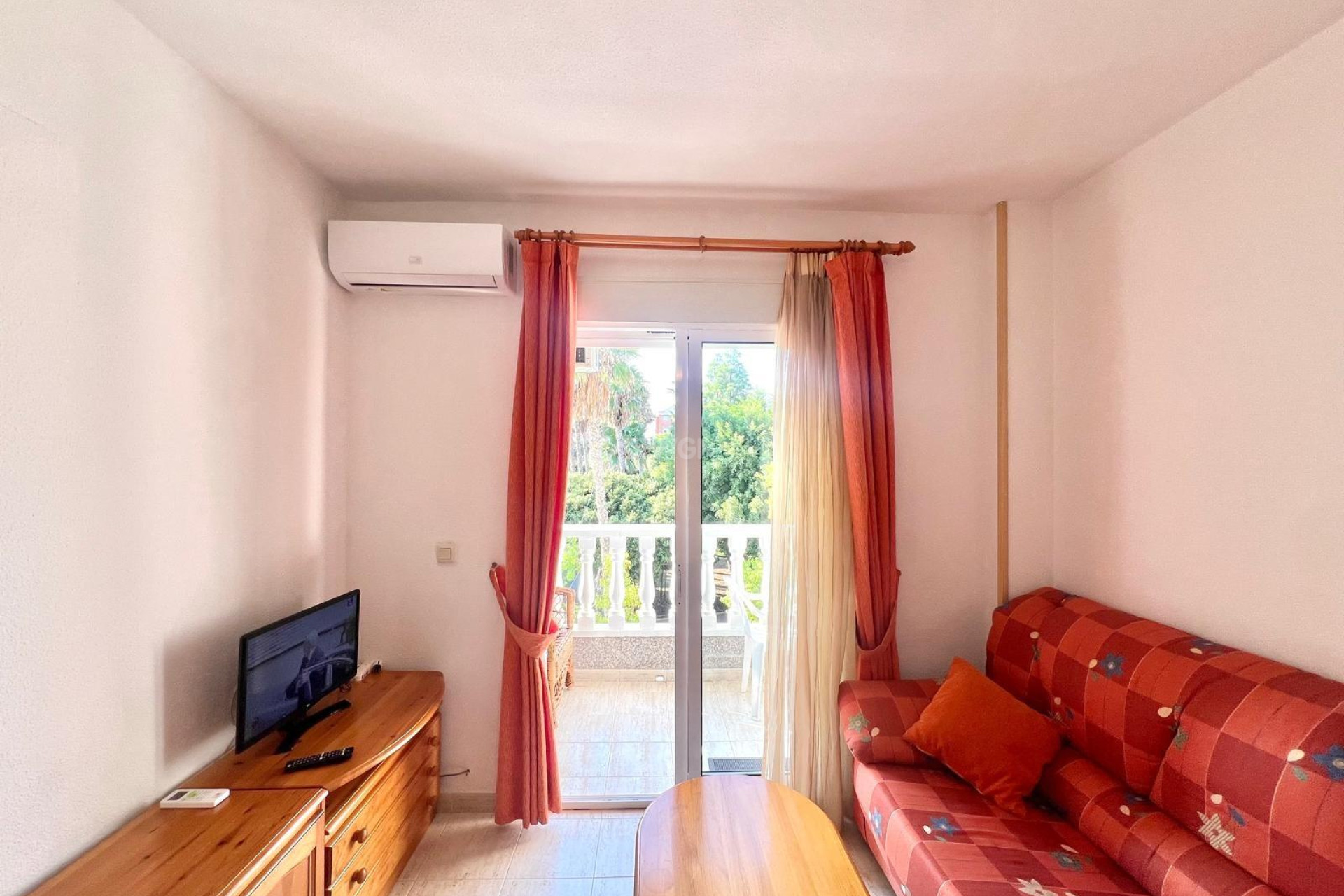 Odsprzedaż - Mieszkanie w bloku - Torrevieja - Acequion