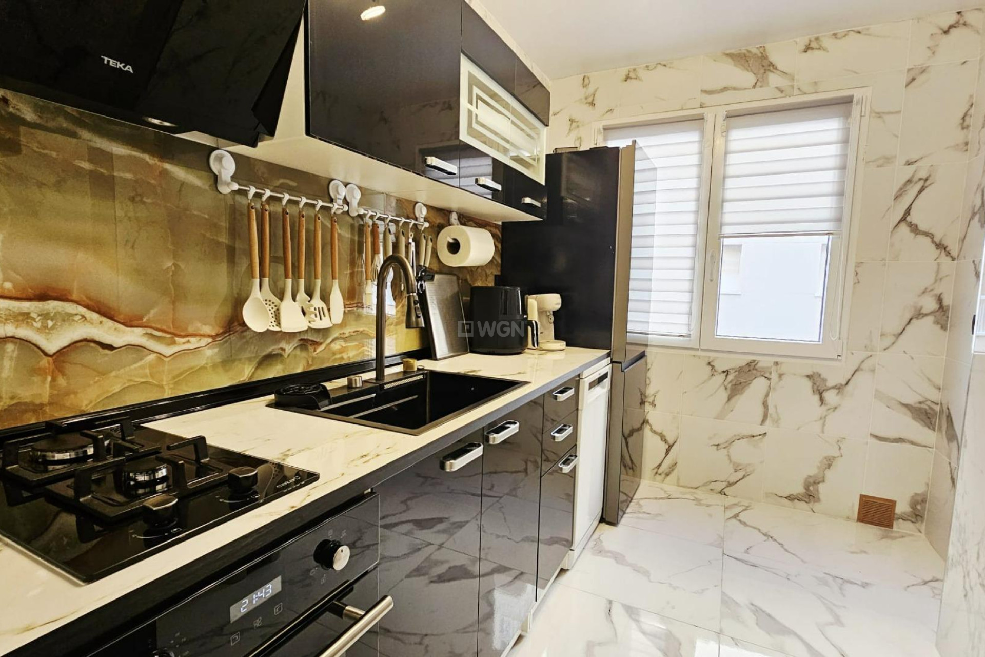 Odsprzedaż - Mieszkanie w bloku - Torrevieja - Acequion