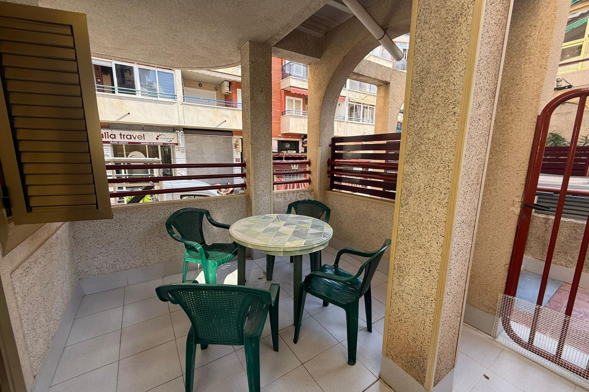 Odsprzedaż - Mieszkanie w bloku - Torrevieja - Acequion